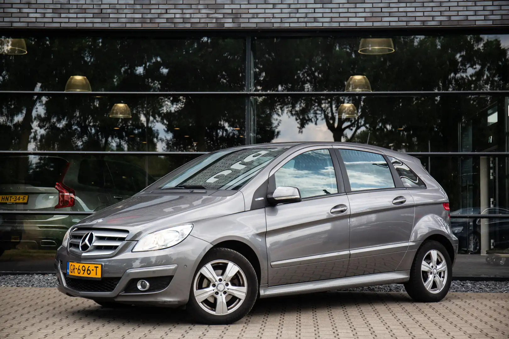 Mercedes-Benz B 160 BlueEFFICIENCY Business Class Gris - 2