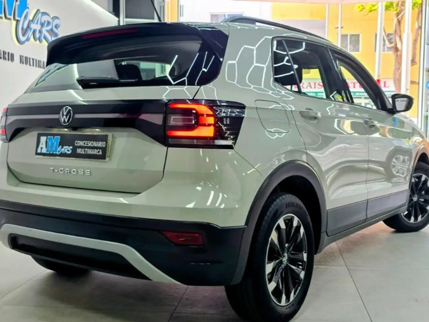 Volkswagen T-Cross TCross 1.0 TSI 70kW 95CV Beige - 2