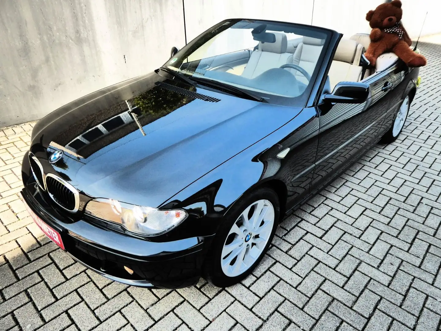 BMW 318 Ci Cabrio 2.Hand original 94.700 km! Schwarz - 1