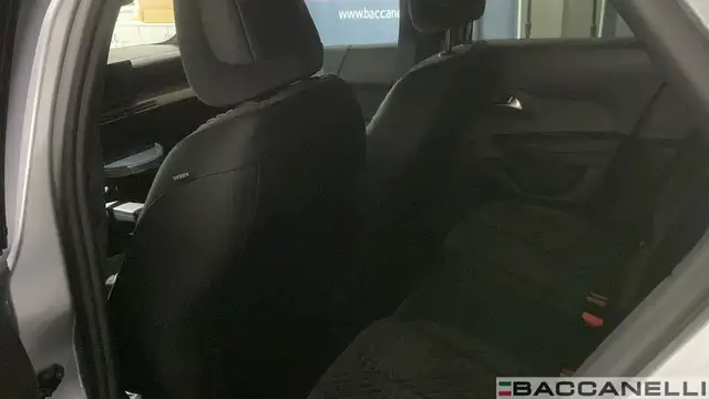 Lancia Ypsilon view 11