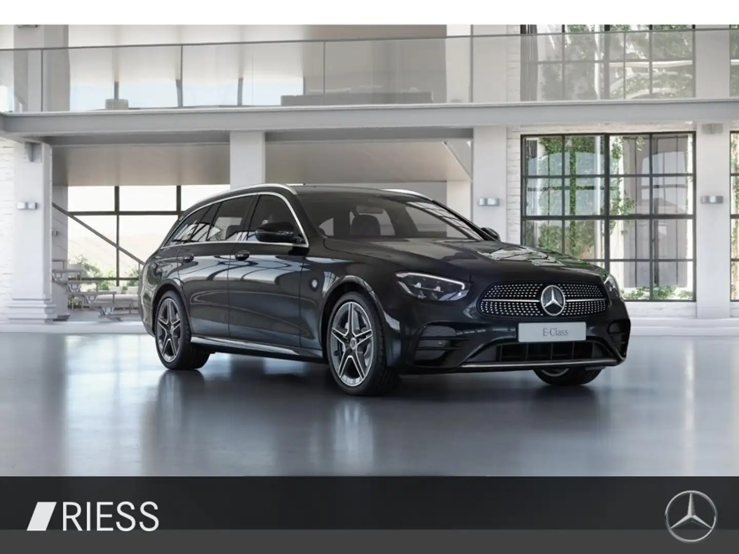 Mercedes-Benz E 400 d 4MATIC T AMG AHK DISTR AMBI WIDE KAM Schwarz - 2