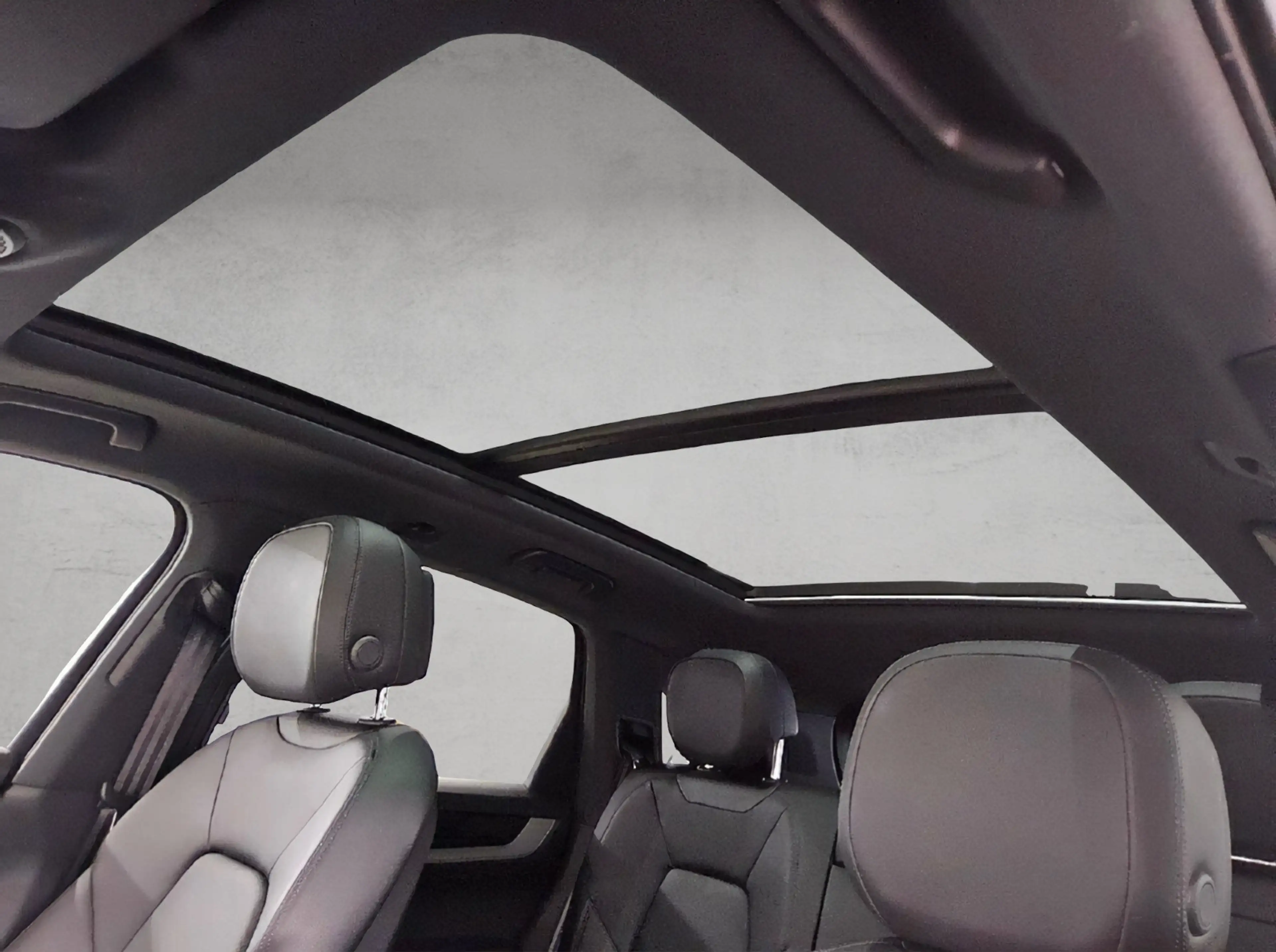 Porsche Cayenne E-Hybrid Pano Luft HD-Matrix ACC 14W Bose — photo 6