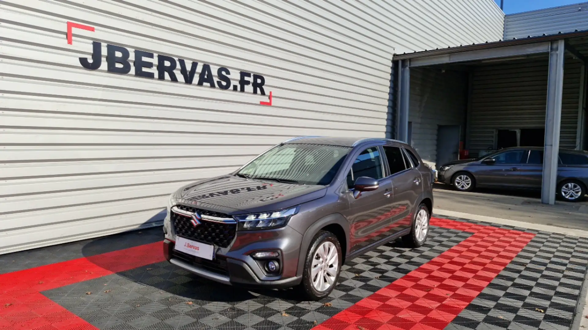 Suzuki S-Cross 1.4 BOOSTERJET HYBRID PRIVILEGE Noir - 1