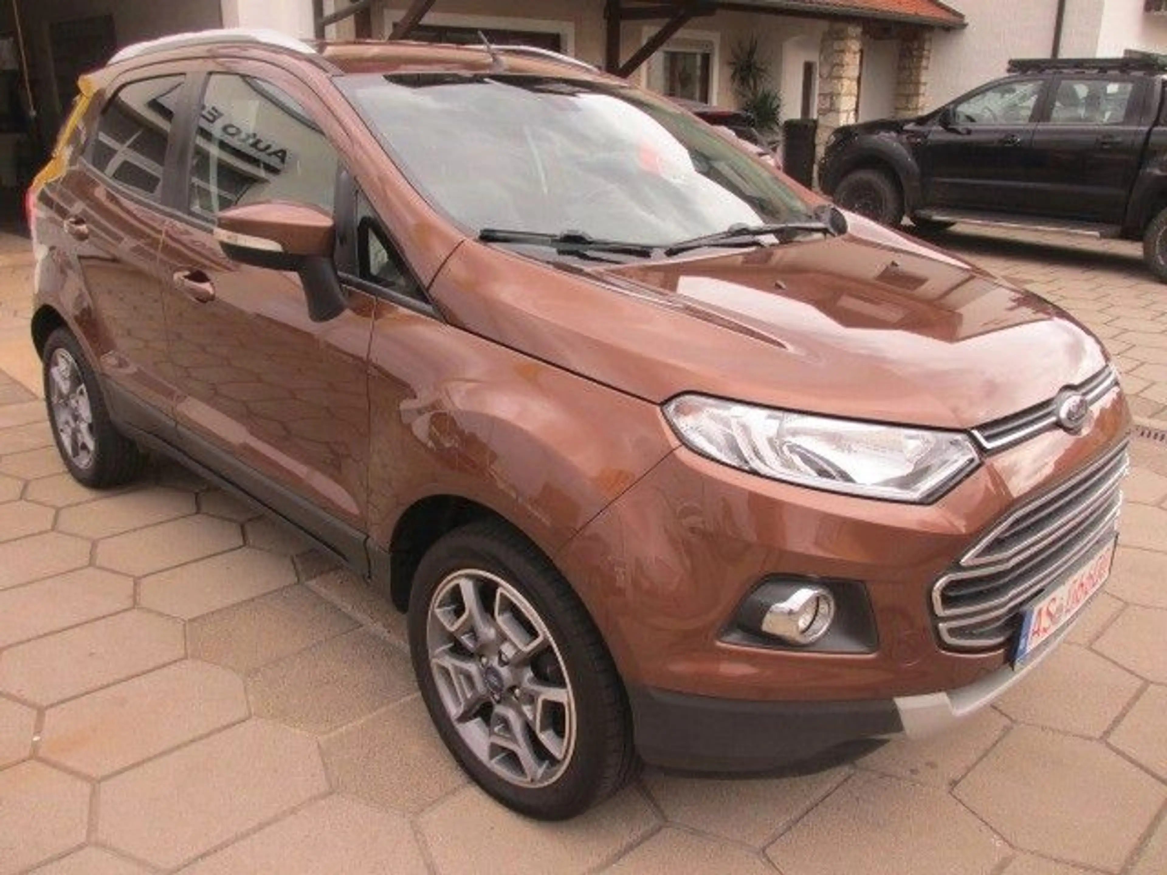 Ford EcoSport Tit., AHK, 8-fach Bereift, Top Ausstat. — photo 4