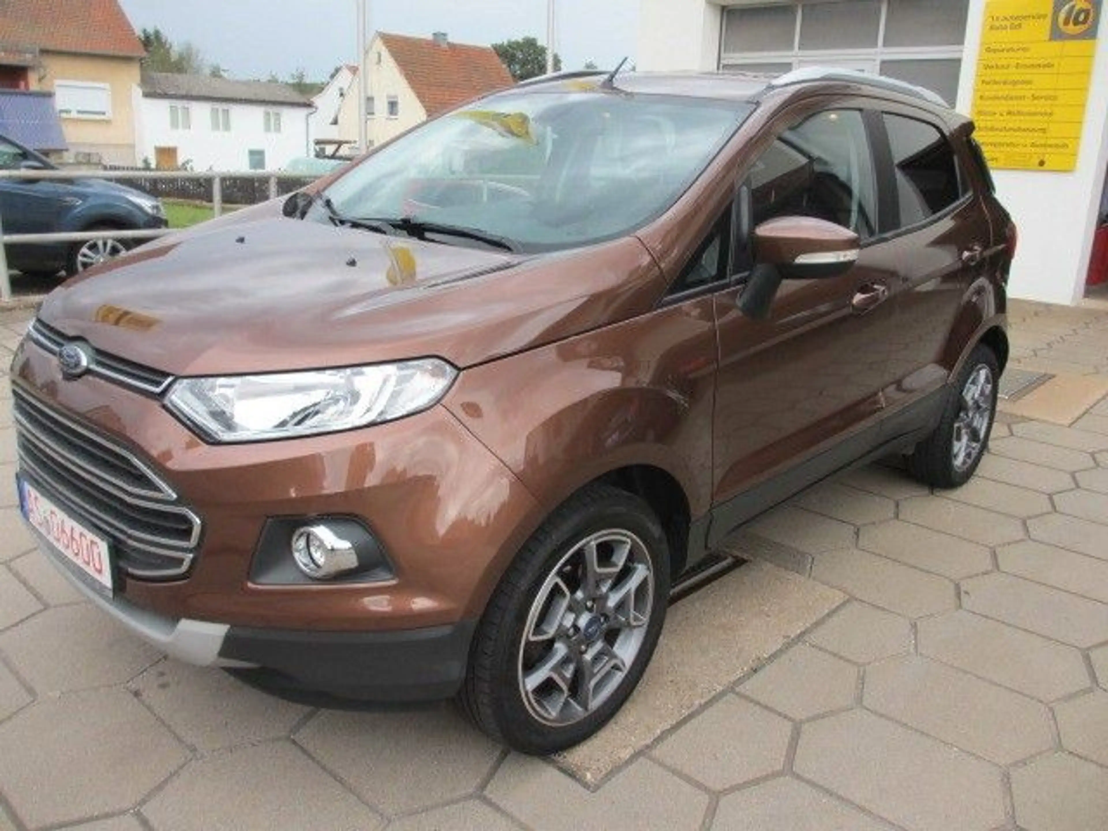 Ford EcoSport Tit., AHK, 8-fach Bereift, Top Ausstat. — photo 2