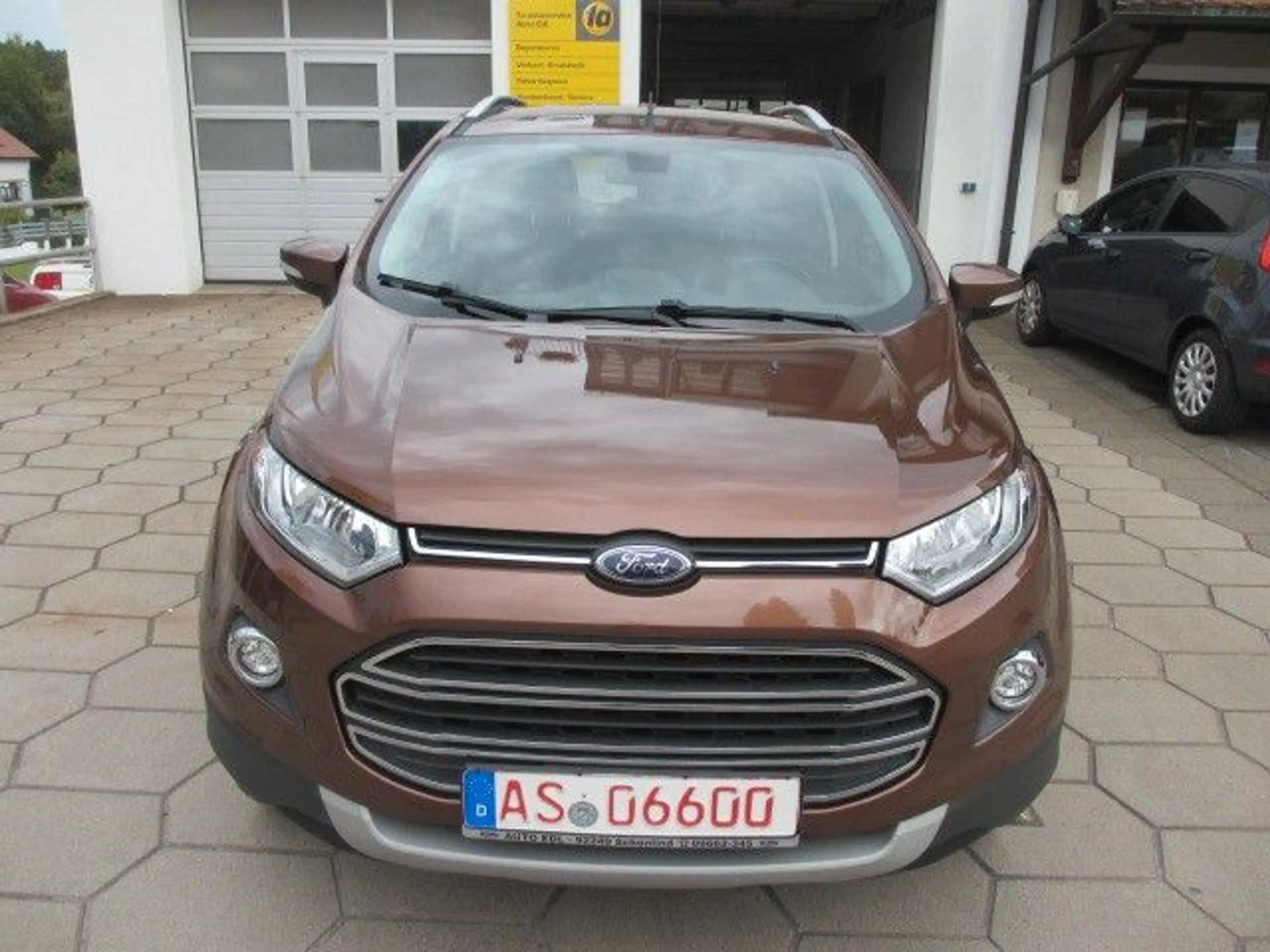 Ford EcoSport Tit., AHK, 8-fach Bereift, Top Ausstat. — photo 3