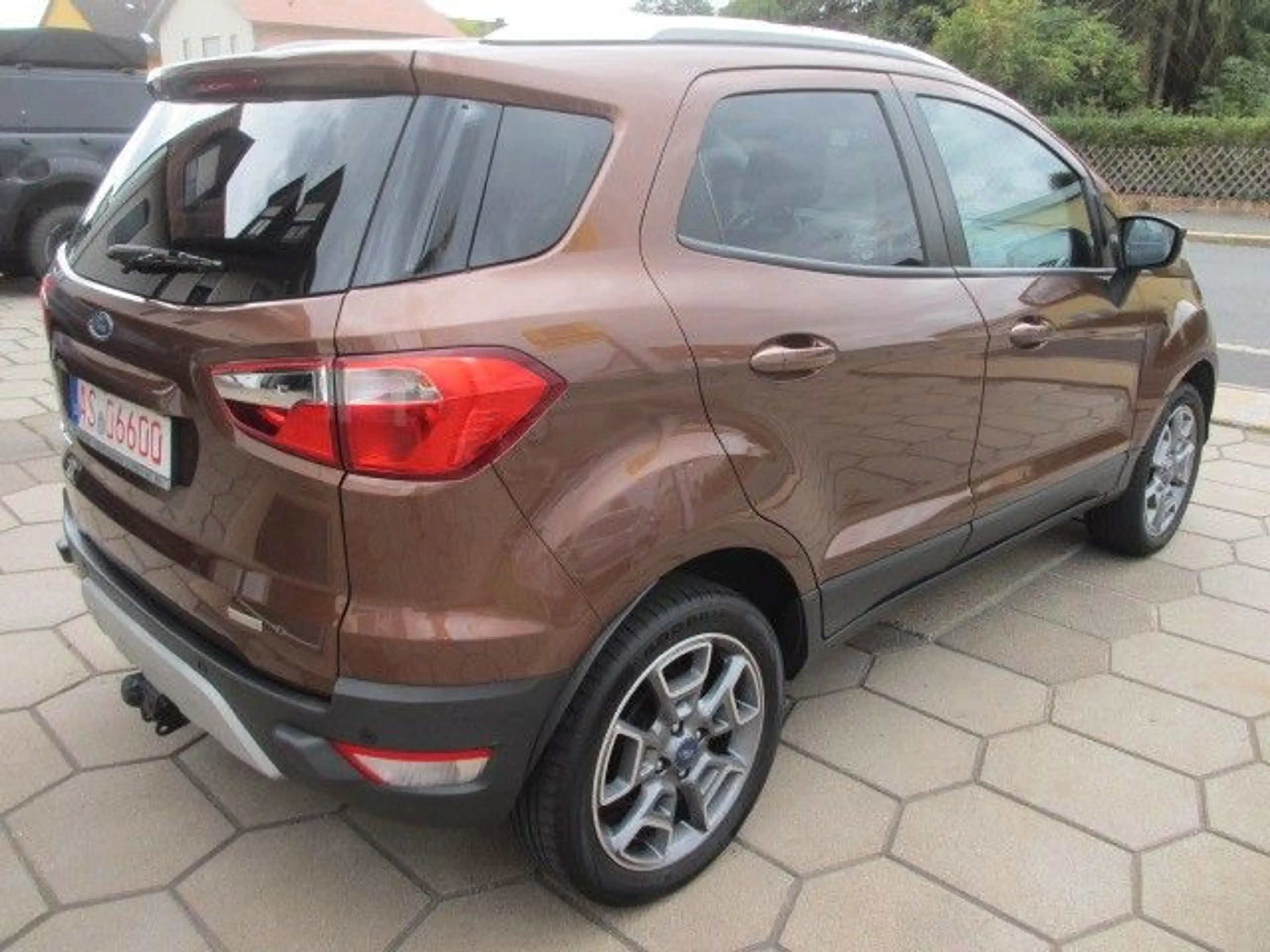 Ford EcoSport Tit., AHK, 8-fach Bereift, Top Ausstat. — photo 6
