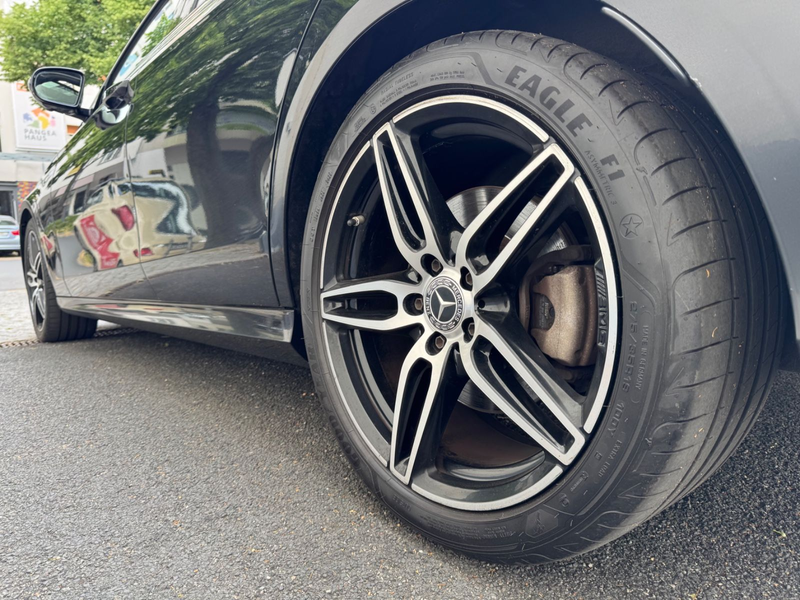 Mercedes-Benz E 350 d AMG Line/ PANO/BURMESTER/HUD/STANDH./ACC — photo 15