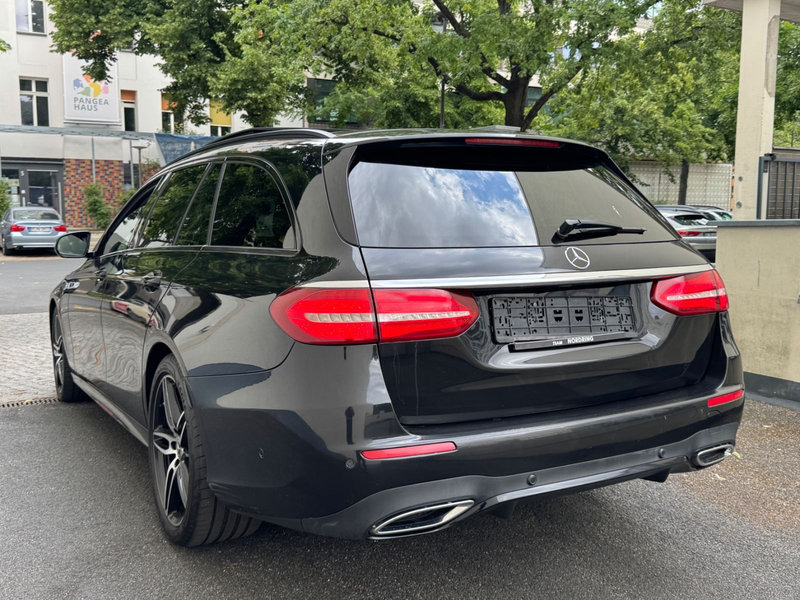 Mercedes-Benz E 350 d AMG Line/ PANO/BURMESTER/HUD/STANDH./ACC — photo 14