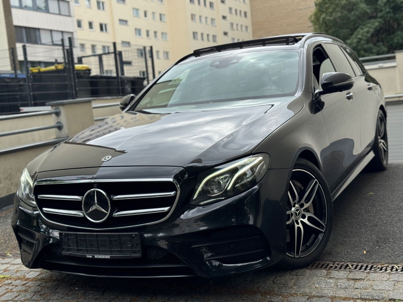 Mercedes-Benz E 350 d AMG Line/ PANO/BURMESTER/HUD/STANDH./ACC — photo 2