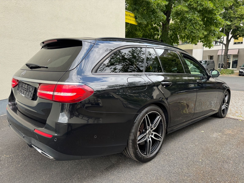 Mercedes-Benz E 350 d AMG Line/ PANO/BURMESTER/HUD/STANDH./ACC — photo 10