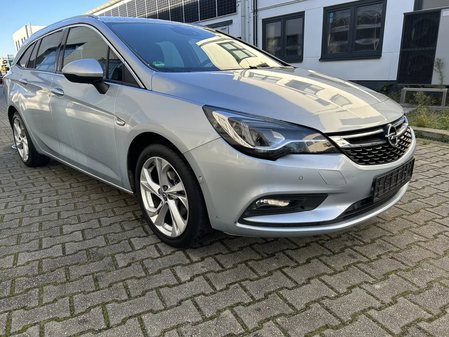 Opel Astra Dynamic Start/Stop, 16V SIDI Turbo - 1