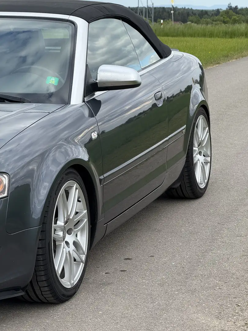 Audi A4 Cabriolet 2.0 TDI DPF - 2