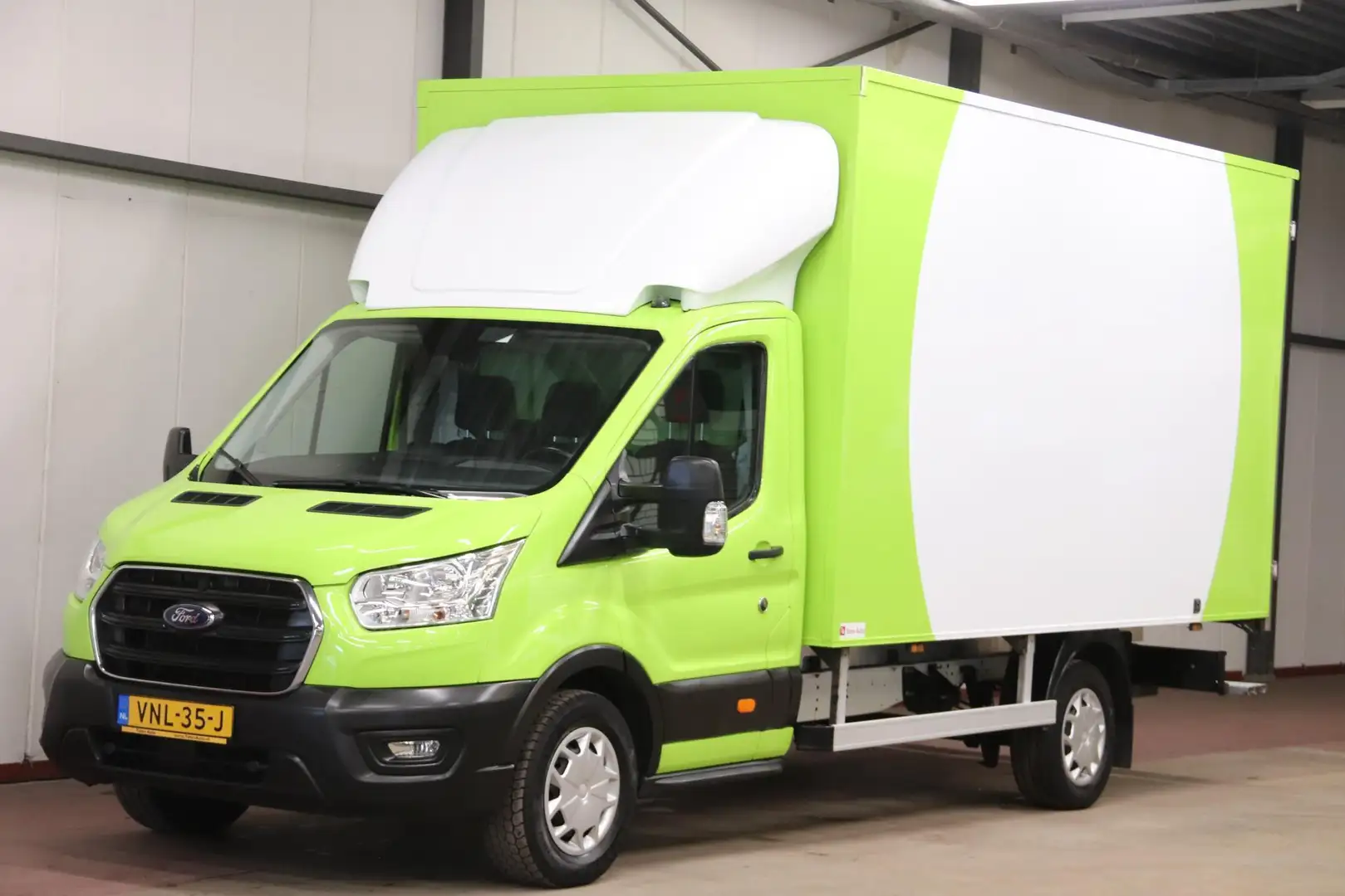 Ford Transit 350 2.0 TDCI BAKWAGEN MEUBELBAK AUTOMAAT EURO 6 Wit - 1