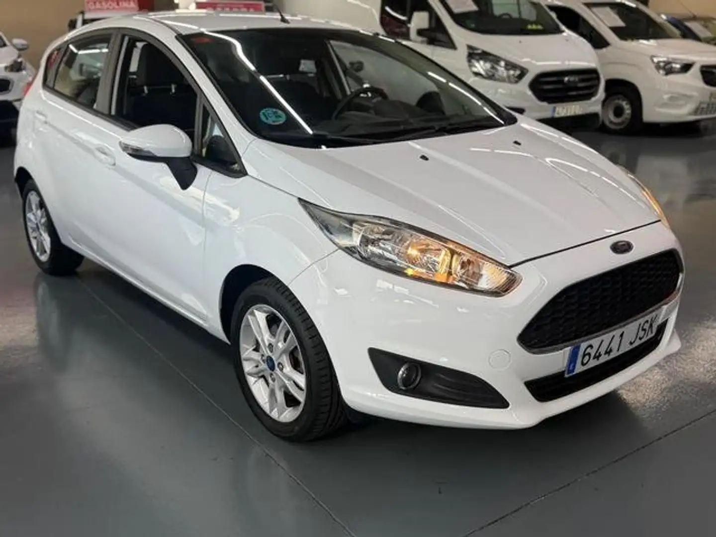 Ford Fiesta 1.25 Trend 82 Blanco - 2