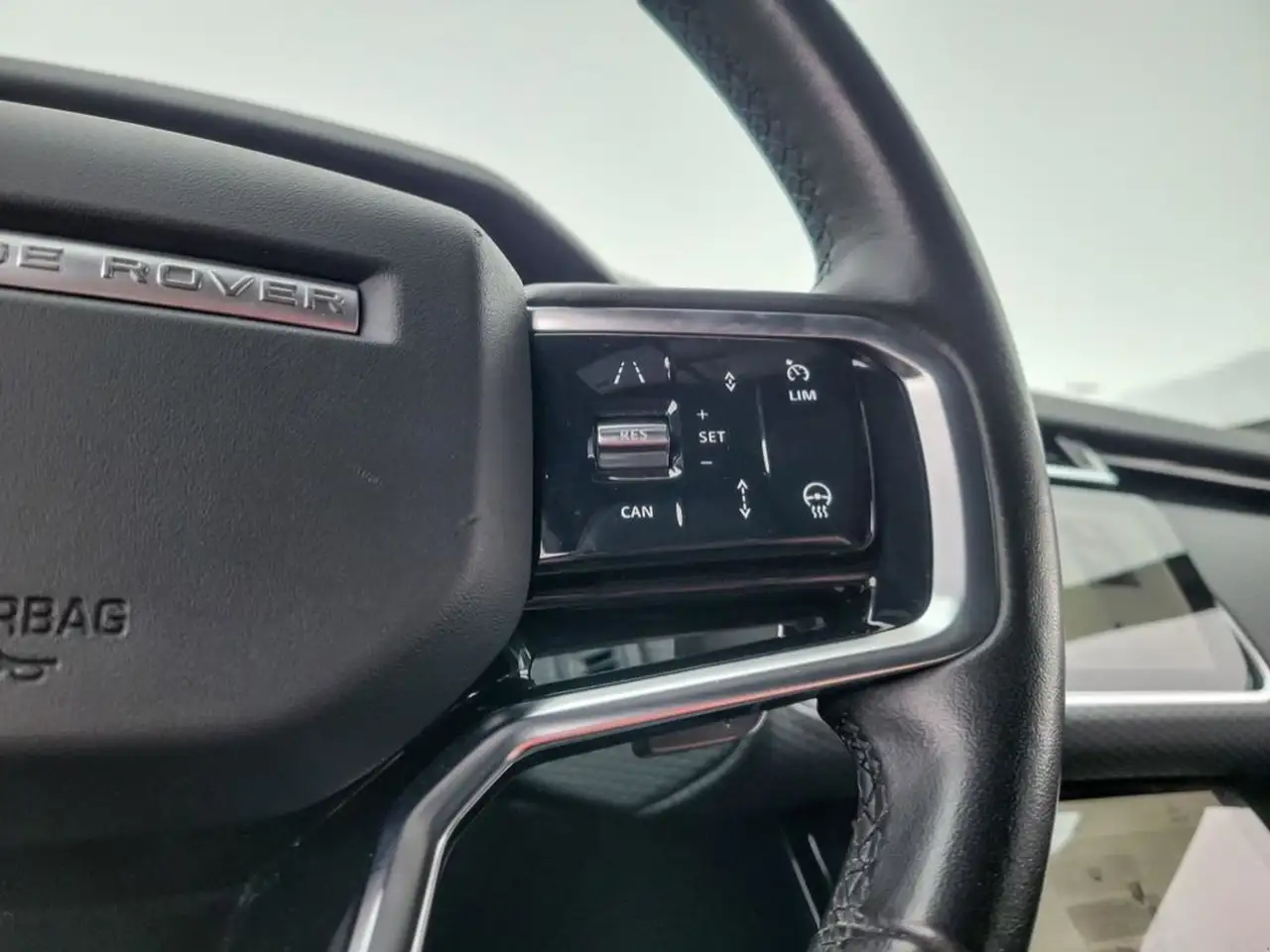 Land Rover Range Rover Velar снимка Land Rover Range Rover Velar