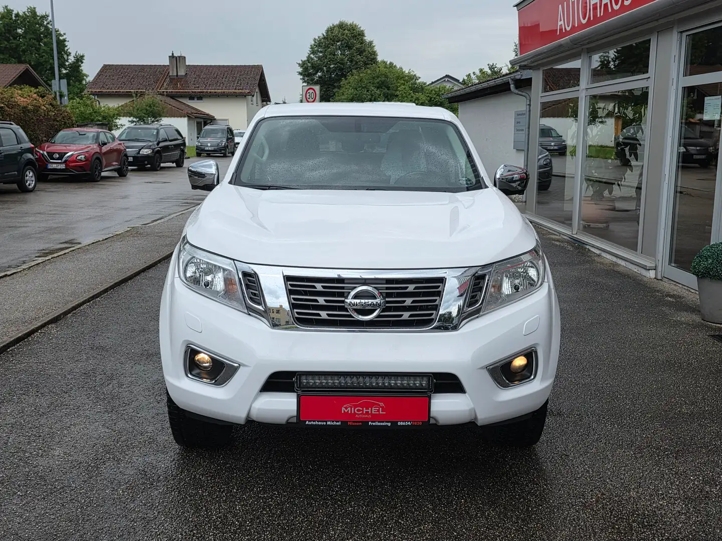 Nissan Navara DC 4x4 Autm. N-Connecta Weiß - 1