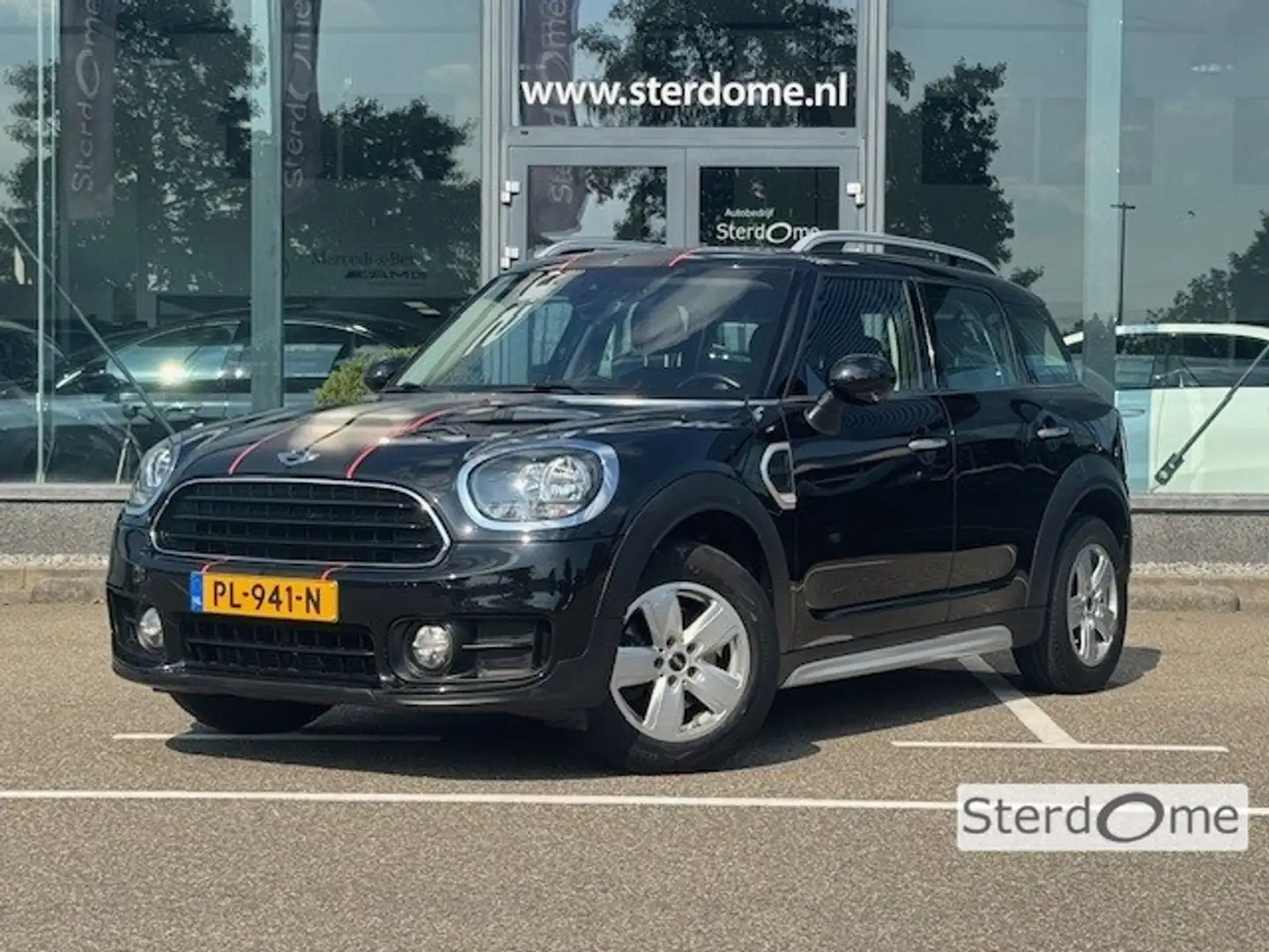 MINI Cooper Countryman Mini 1.5 I 136 PK l Navigatie I Parkeersensoren I Noir - 1