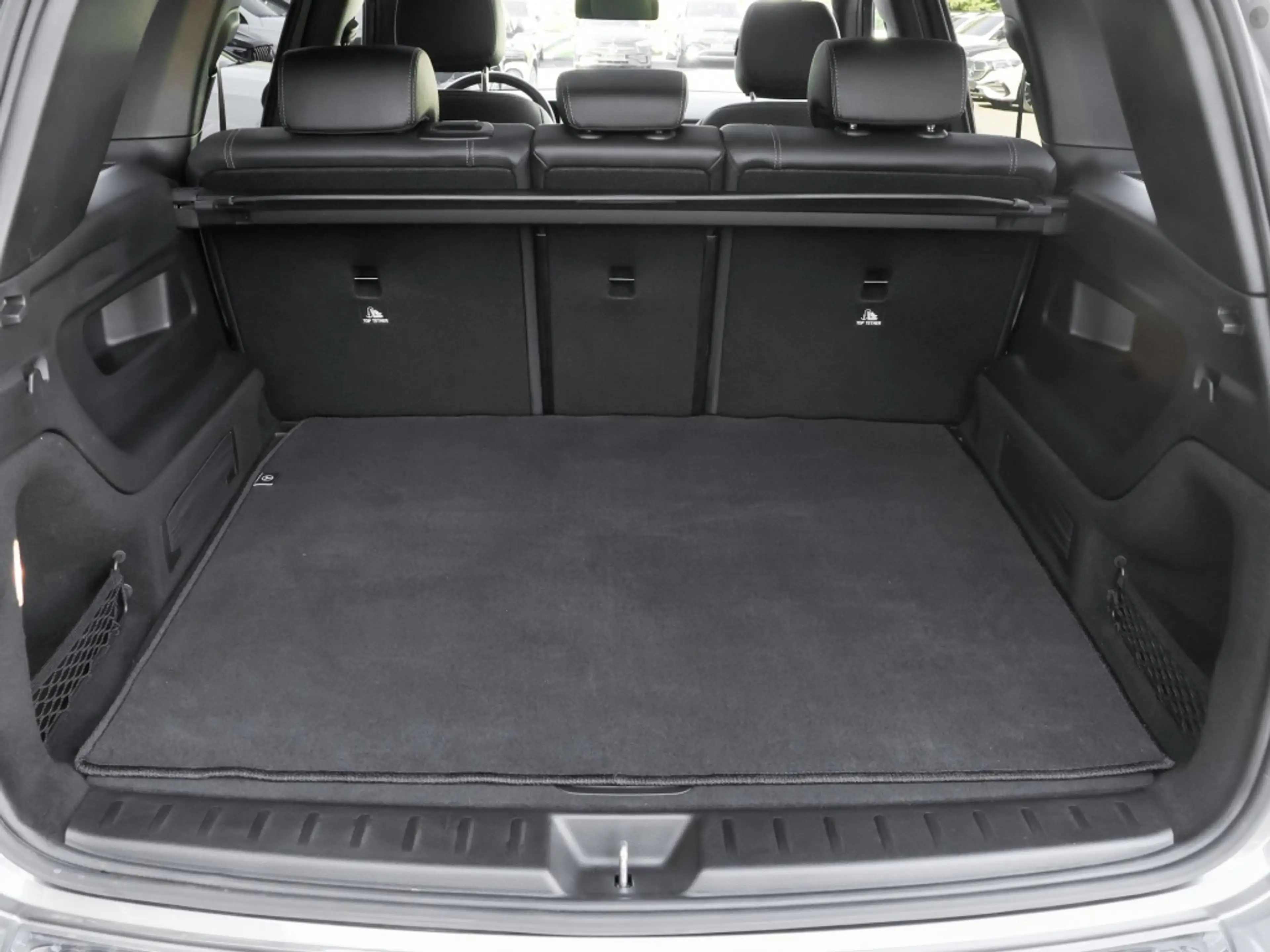 Mercedes-Benz EQB 300 4M Progressive/Pano/Ambiente/Totw/Cam/18 — photo 13