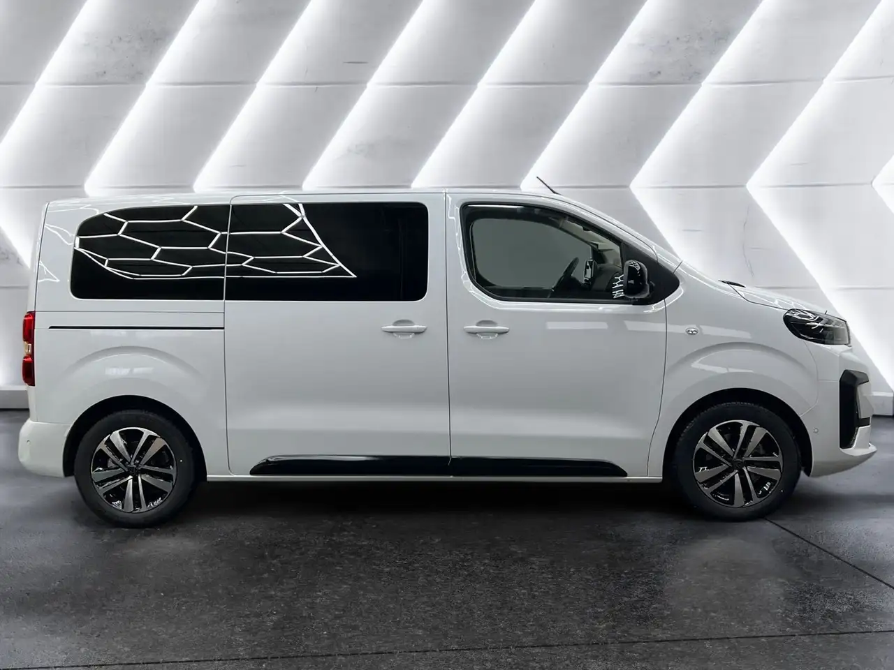 Peugeot Traveller 2026