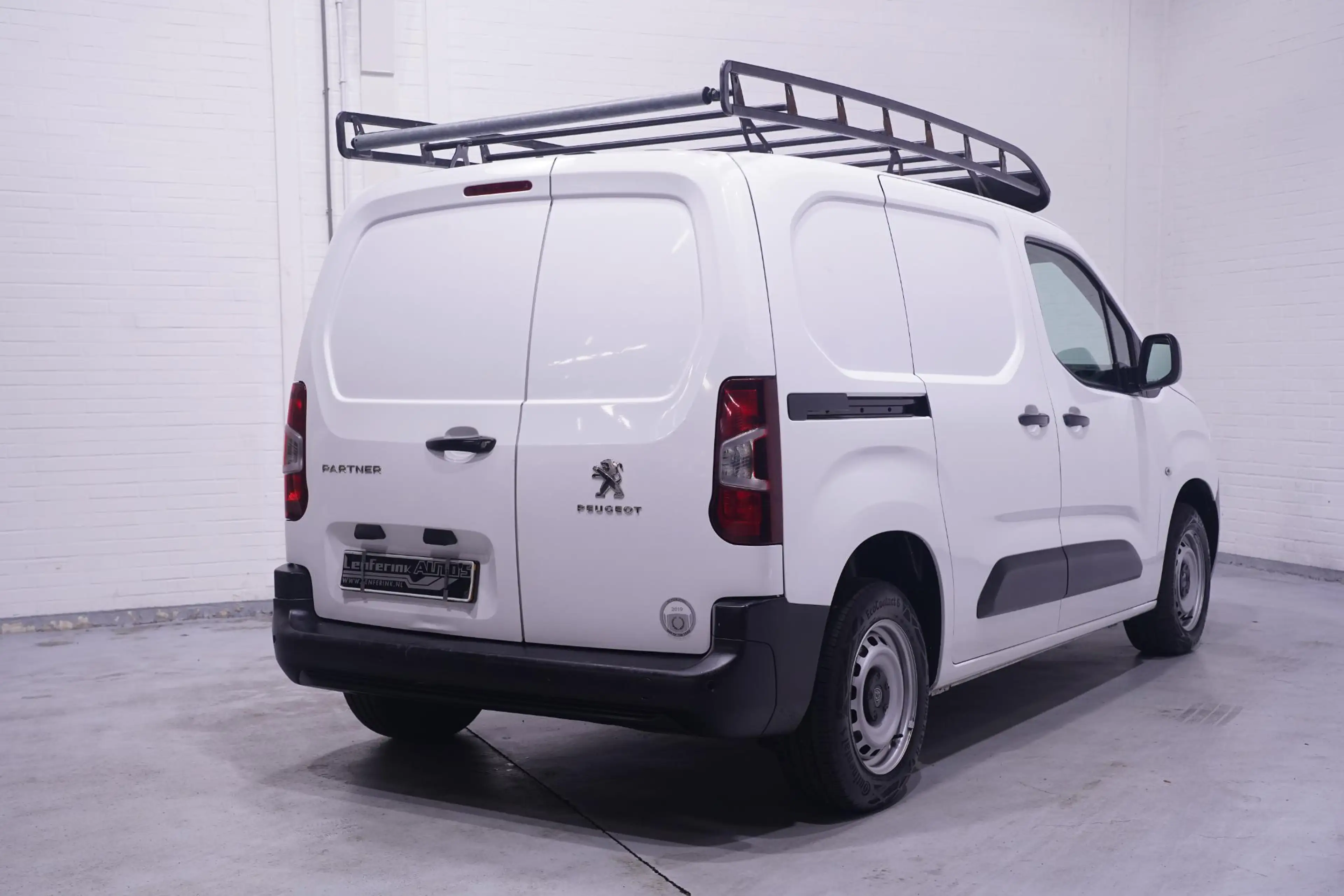 Peugeot Partner 1.5 BlueHDI 75 pk Premium Airco, Apple Carplay Cru — photo 4