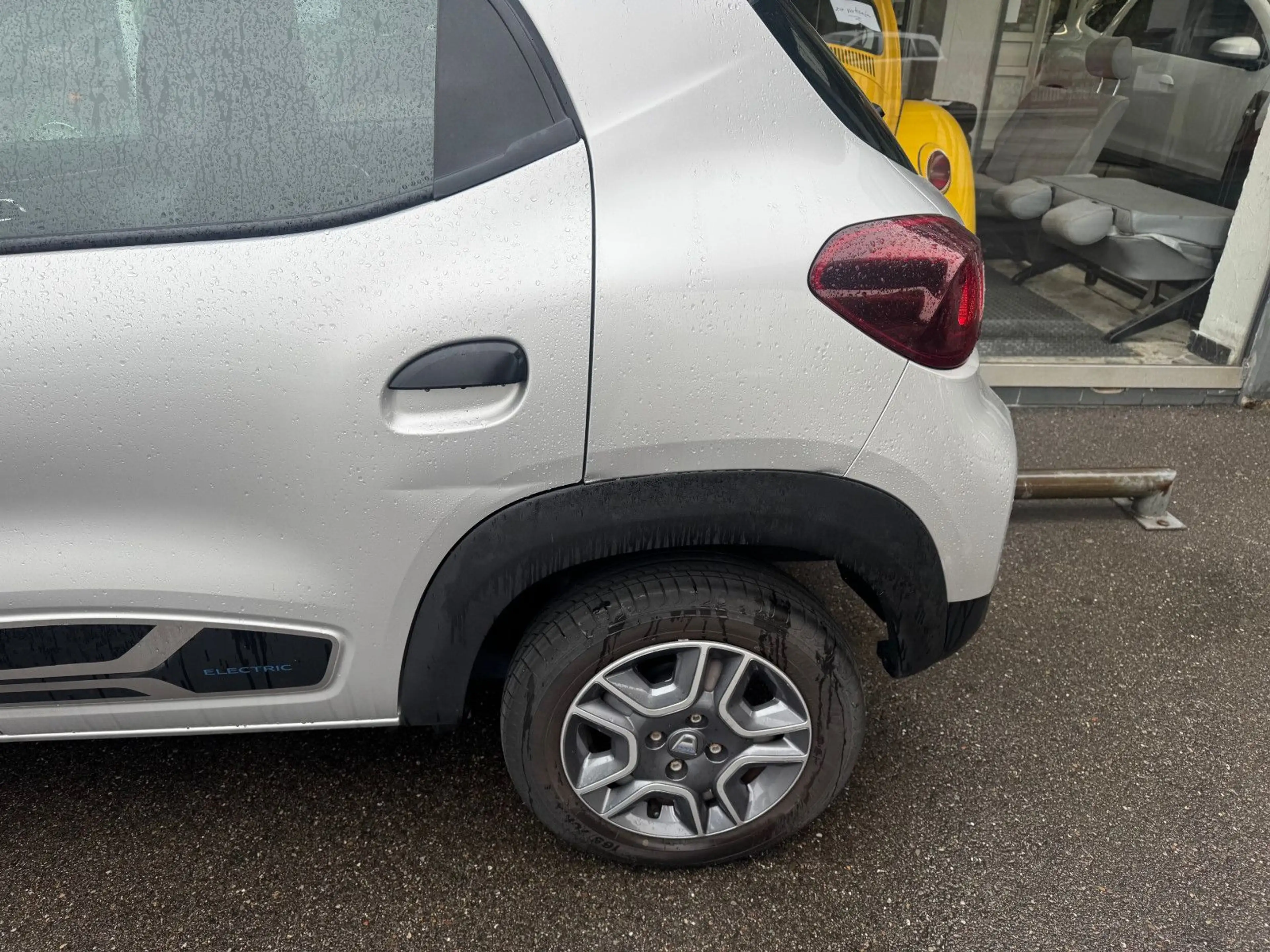 Dacia Spring Electric Business CCS 30 KW laden Klima — photo 7