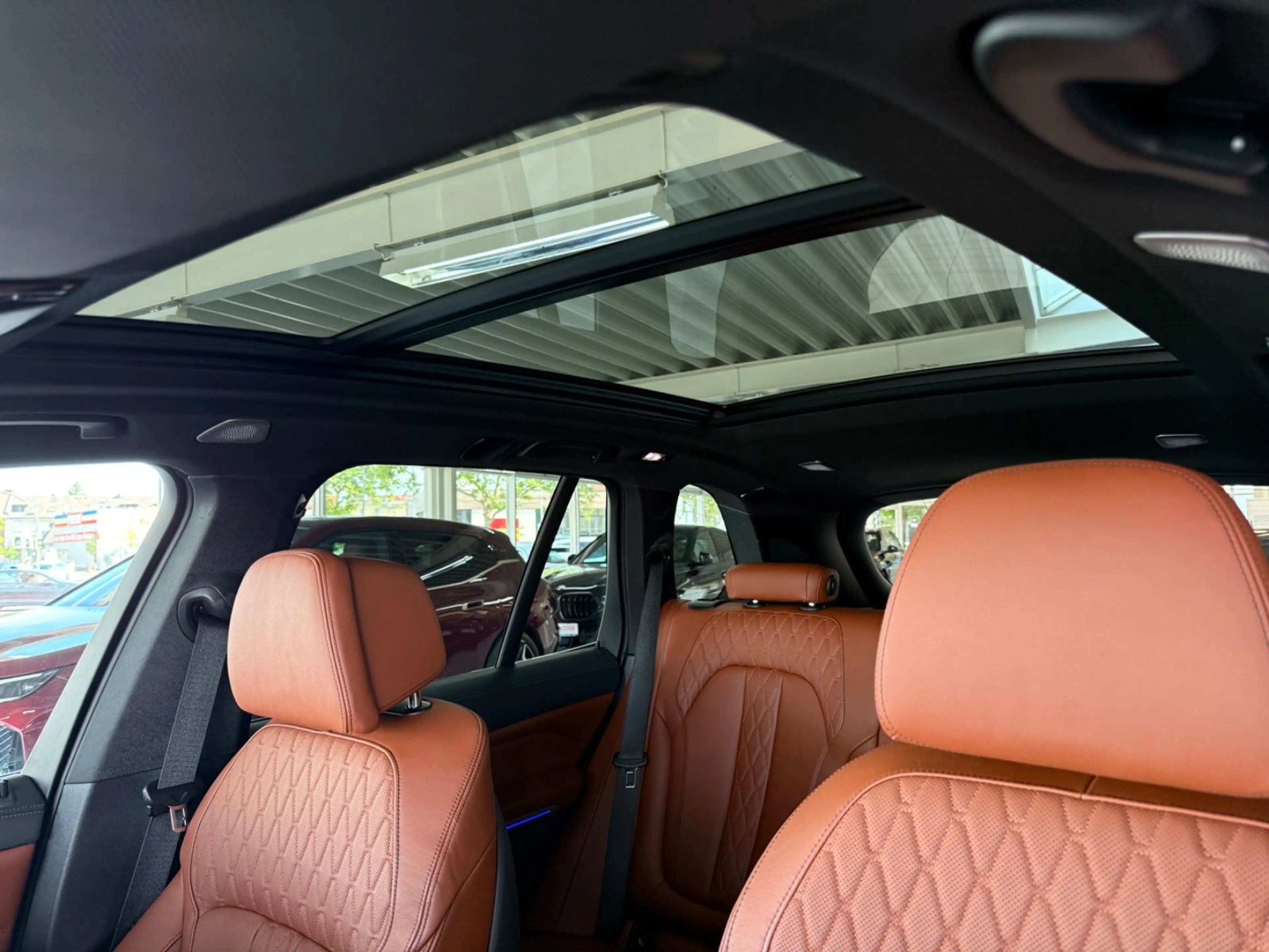 BMW X5 xDrive 40i M Sportpaket LASER/HUD/PANO/STANDH — photo 11