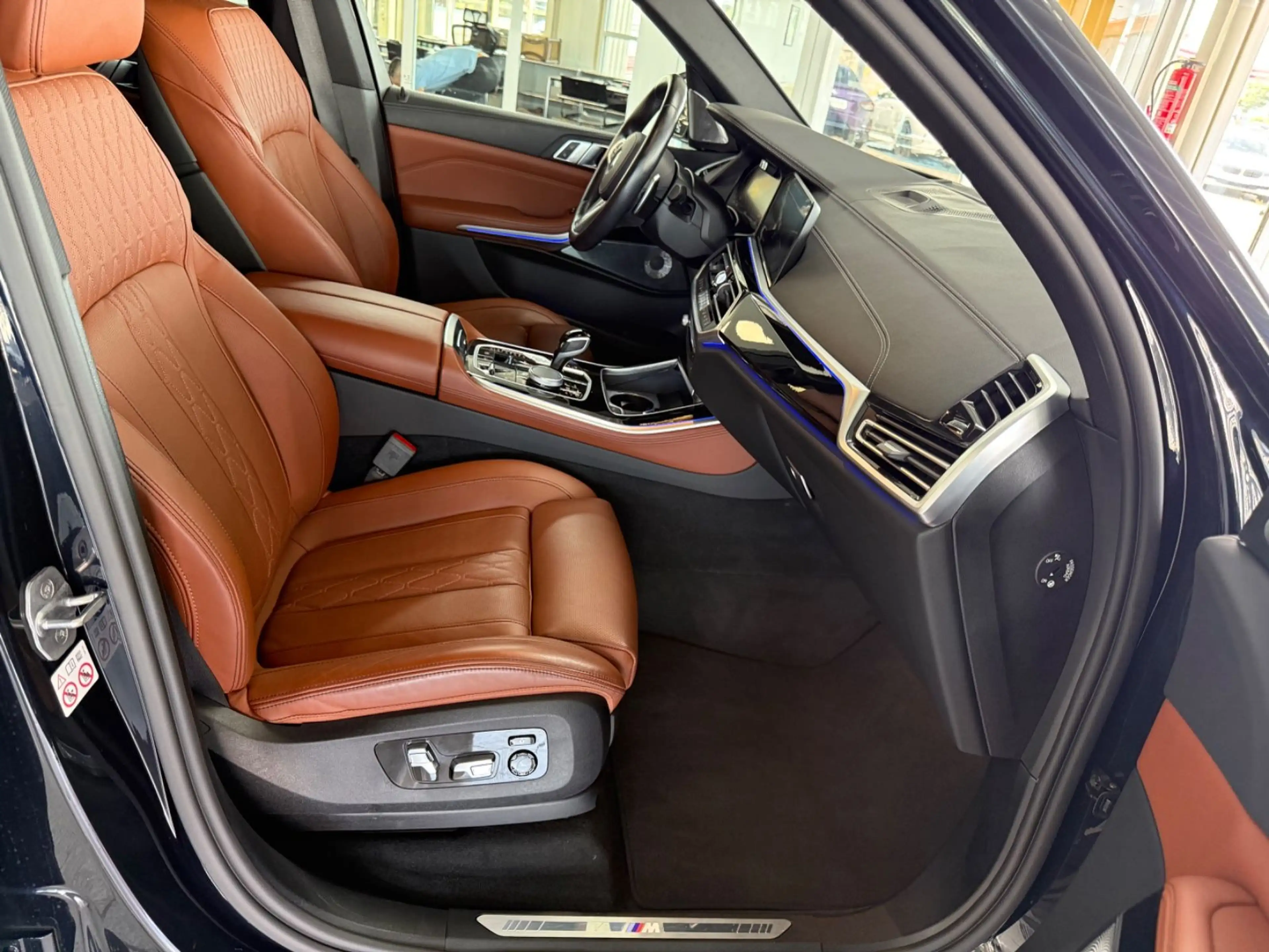 BMW X5 xDrive 40i M Sportpaket LASER/HUD/PANO/STANDH — photo 6
