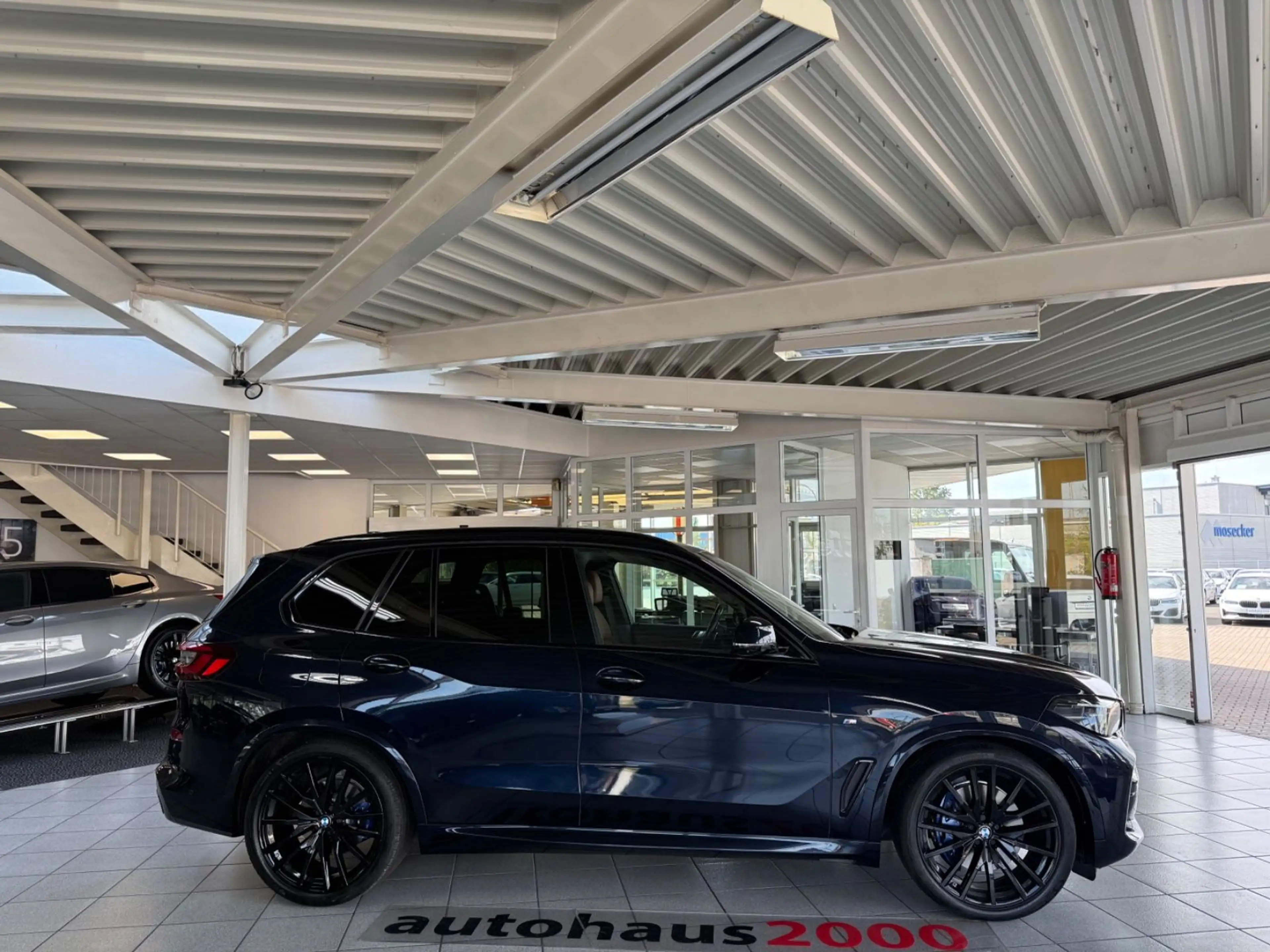 BMW X5 xDrive 40i M Sportpaket LASER/HUD/PANO/STANDH — photo 2