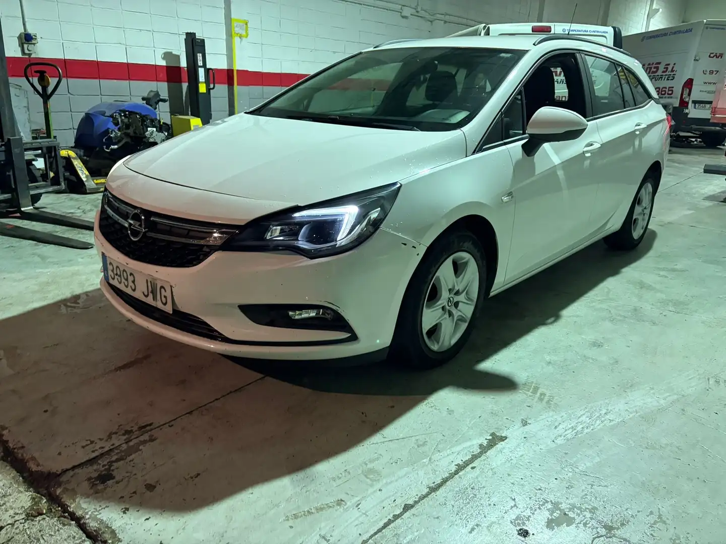 Opel Astra ST 1.6CDTi Excellence 110 - 1