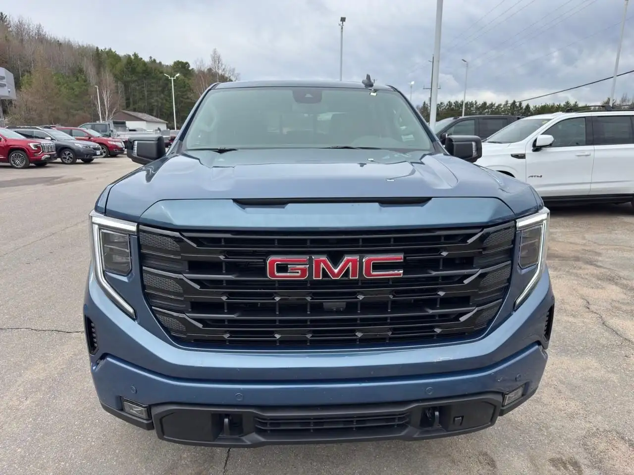 GMC Sierra 1500 снимка GMC Sierra 1500