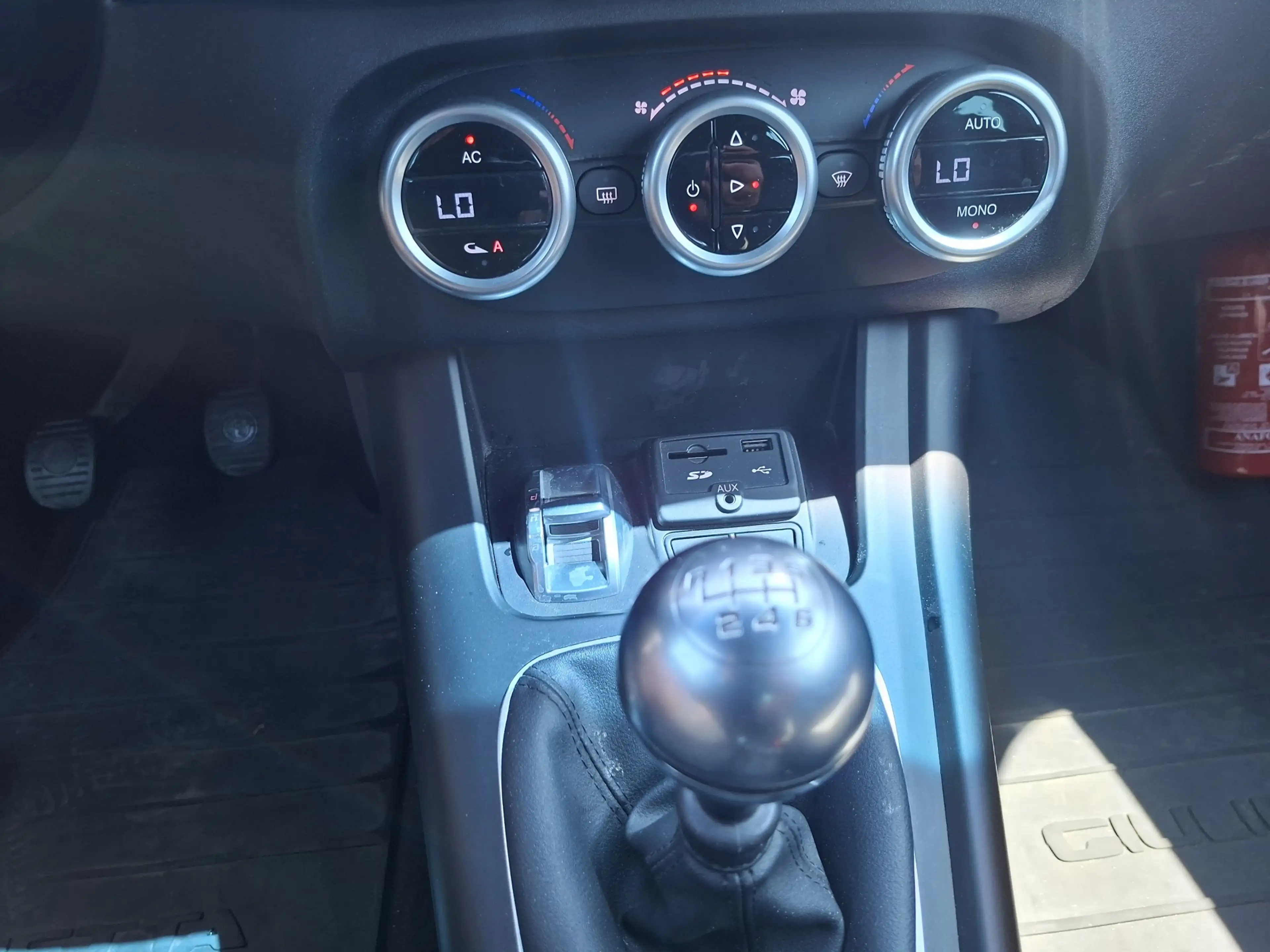 Alfa Romeo Giulietta Giulietta 1.4 MultiAir Sport Collezione — photo 14
