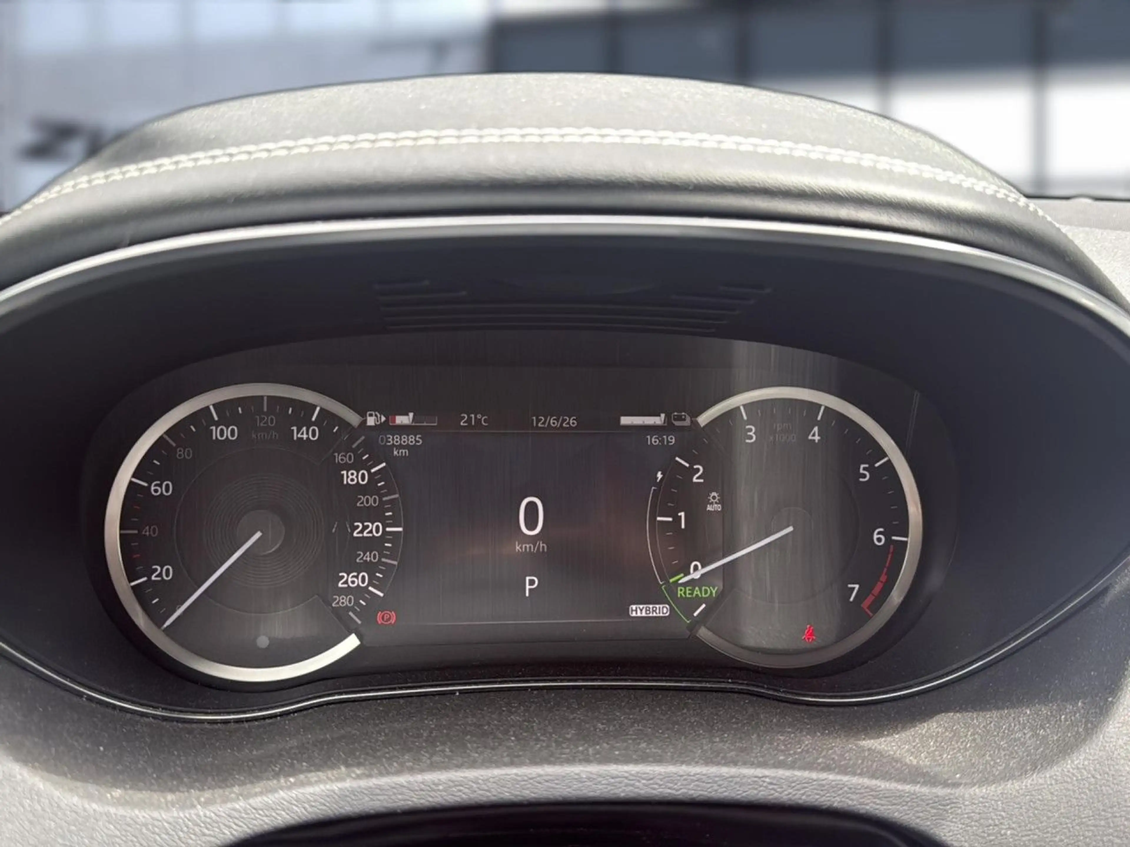 Jaguar E-Type E-Pace P300e PHEV R-Dynamic SE PANORAMA Bluetooth — photo 8