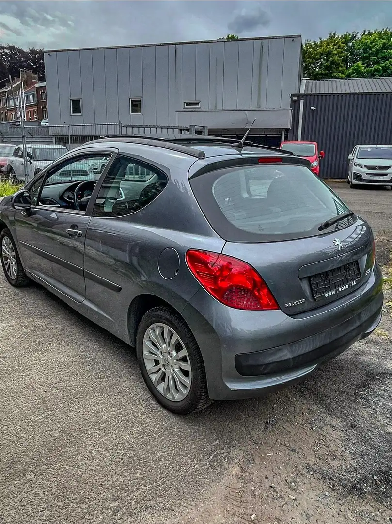 Peugeot 207 1.4i Premium Grijs - 2