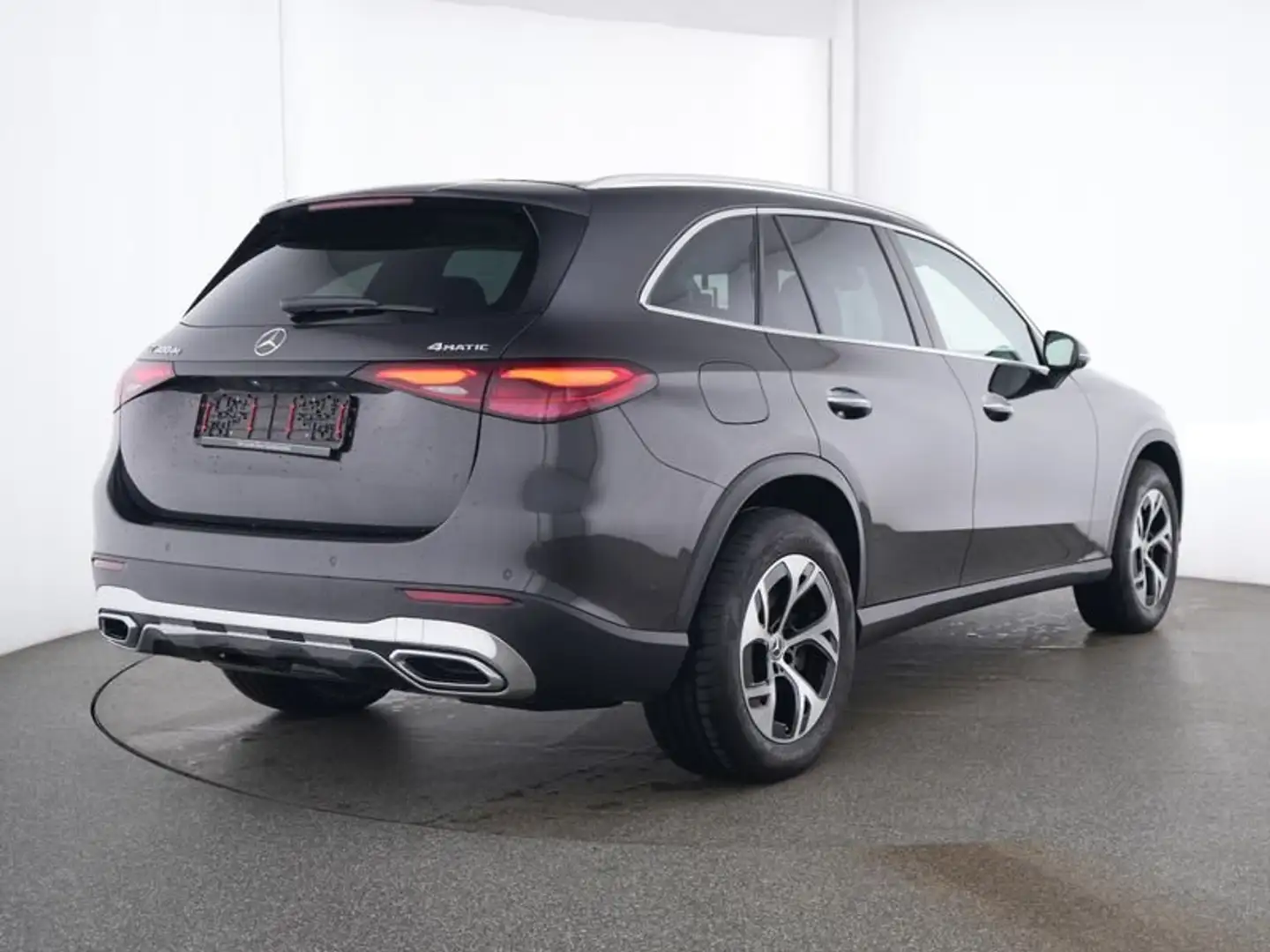 Mercedes-Benz GLC 300 de 4M Avantgarde+PANO+AHK+360+DISTRONIC+ Gris - 2