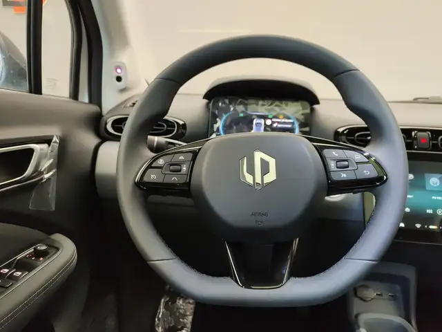 Leapmotor T03 view 10
