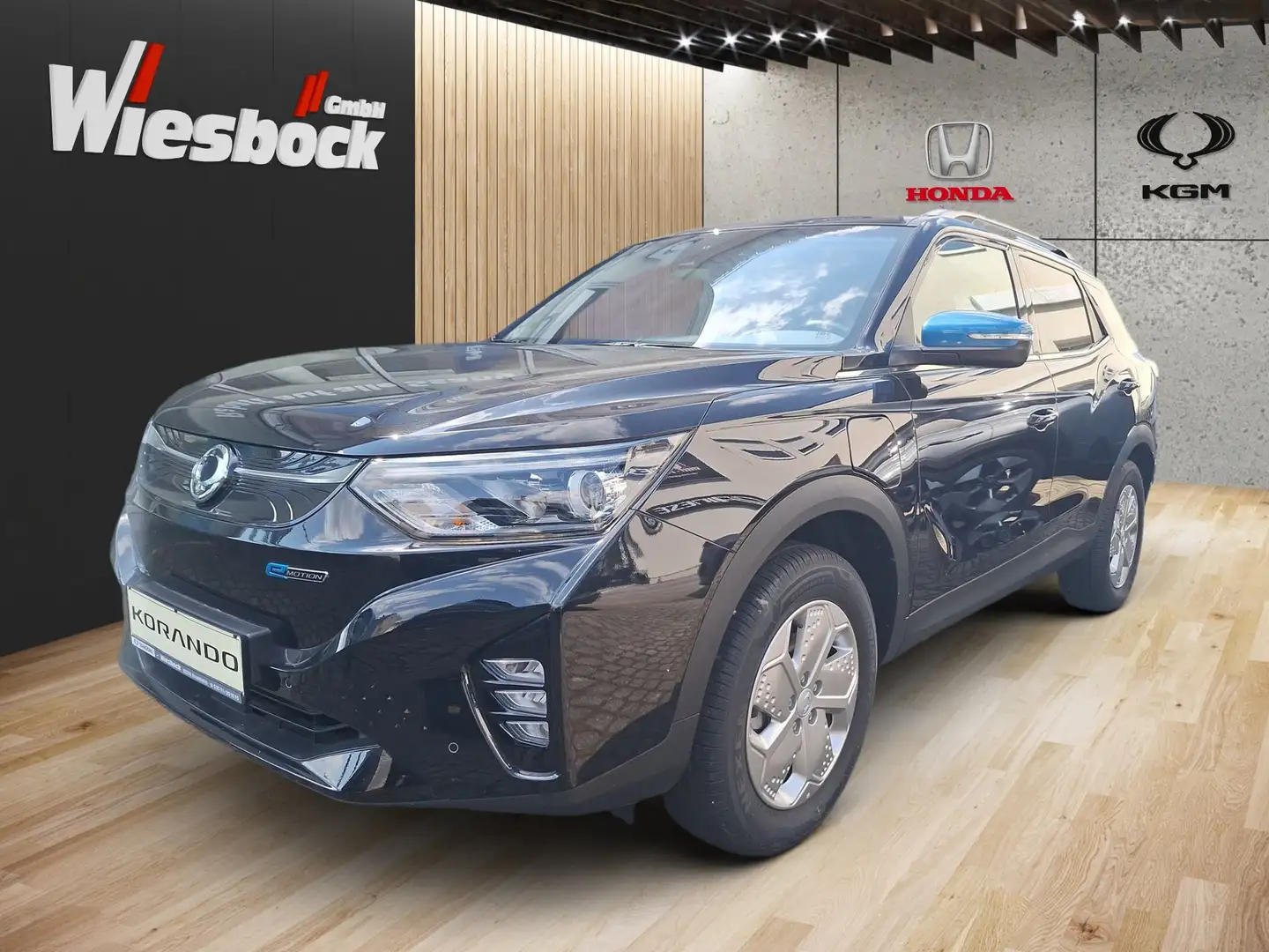 SsangYong Korando *SONDERRABATT* E-Motion Platinum Black - 1