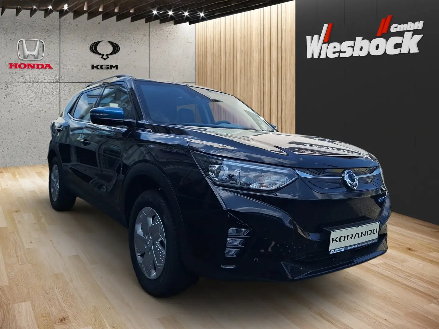SsangYong Korando *SONDERRABATT* E-Motion Platinum Negru - 1