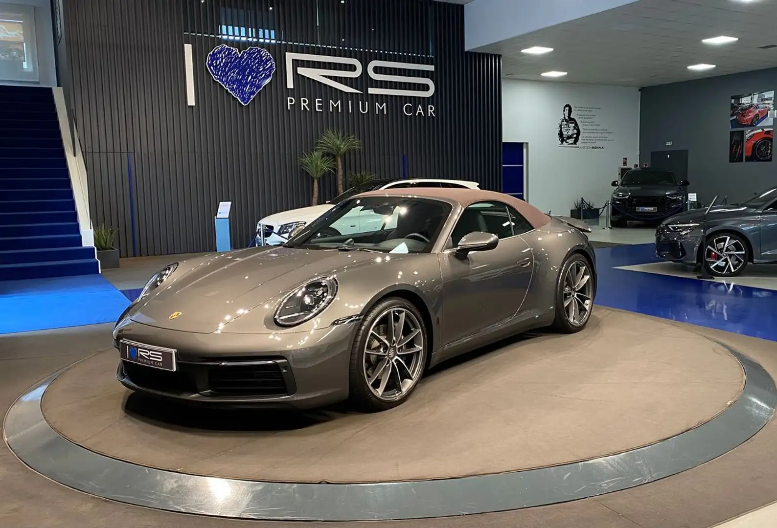 Porsche 992 Carrera Cabriolet PDK Gris - 2