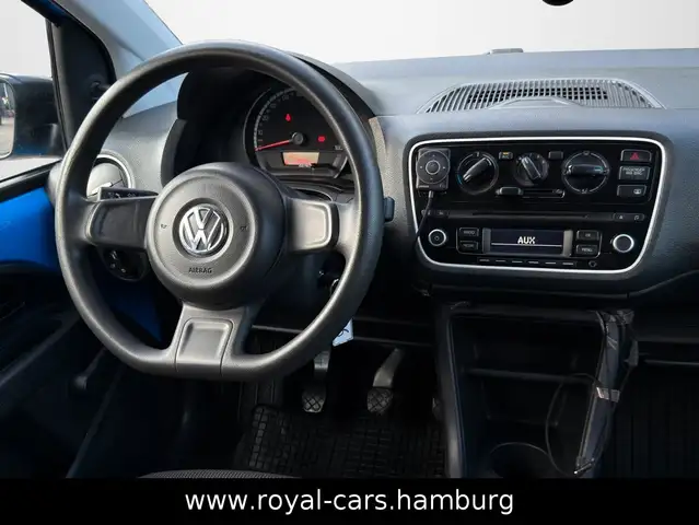 Volkswagen Up! view 10