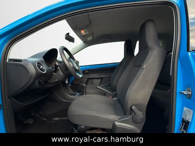 Volkswagen Up! view 11