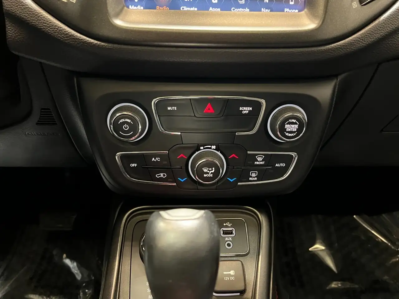 Jeep Compass снимка Jeep Compass