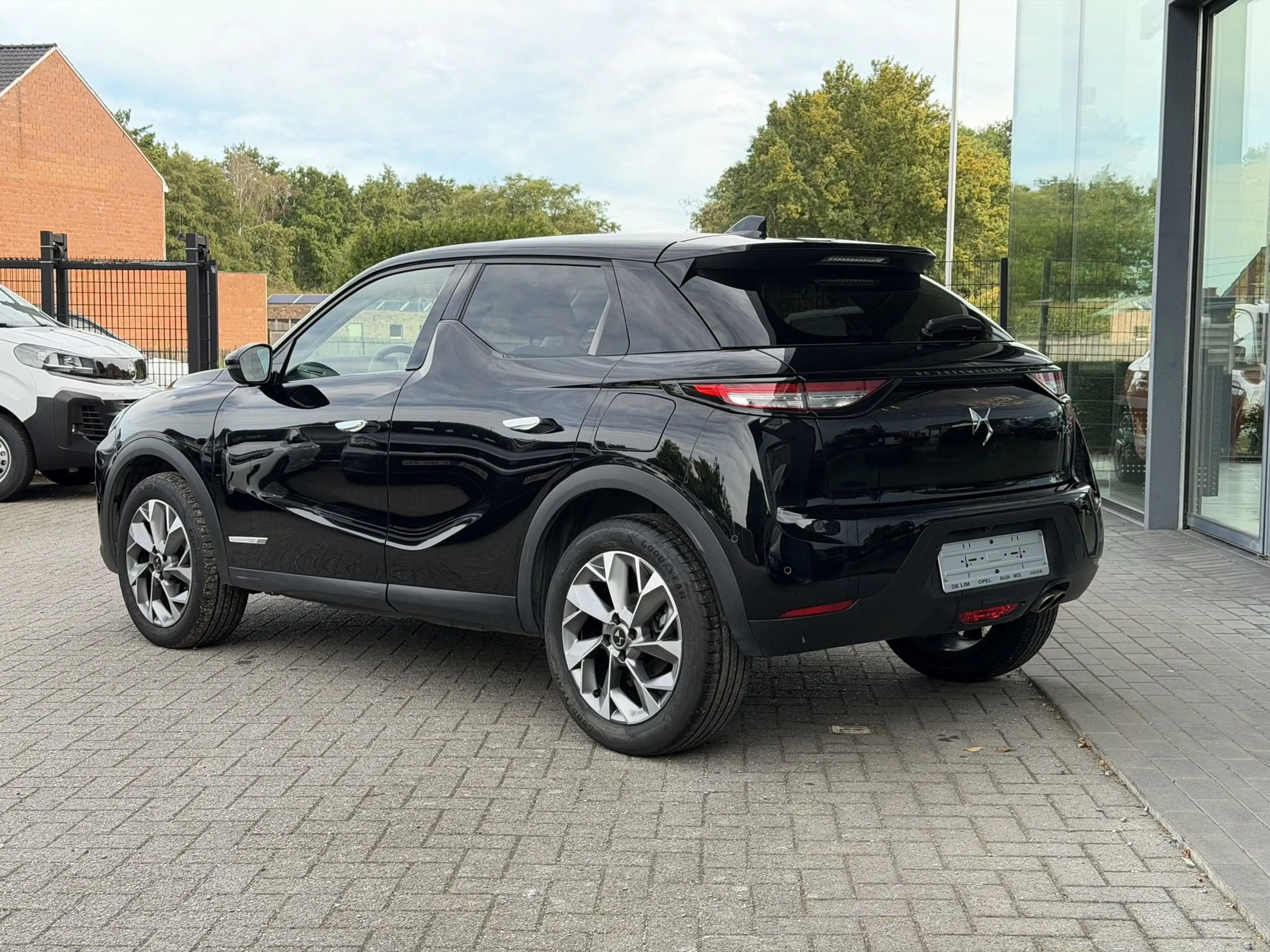 DS Automobiles DS 3 Crossback Esprit De Voyage 1.2T Automaat *Navi*360° camera*CarPlay*Keyless* — photo 3