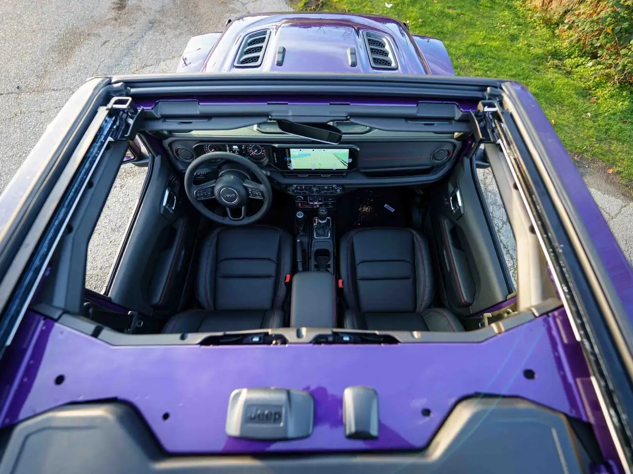Jeep Wrangler photo Jeep Wrangler