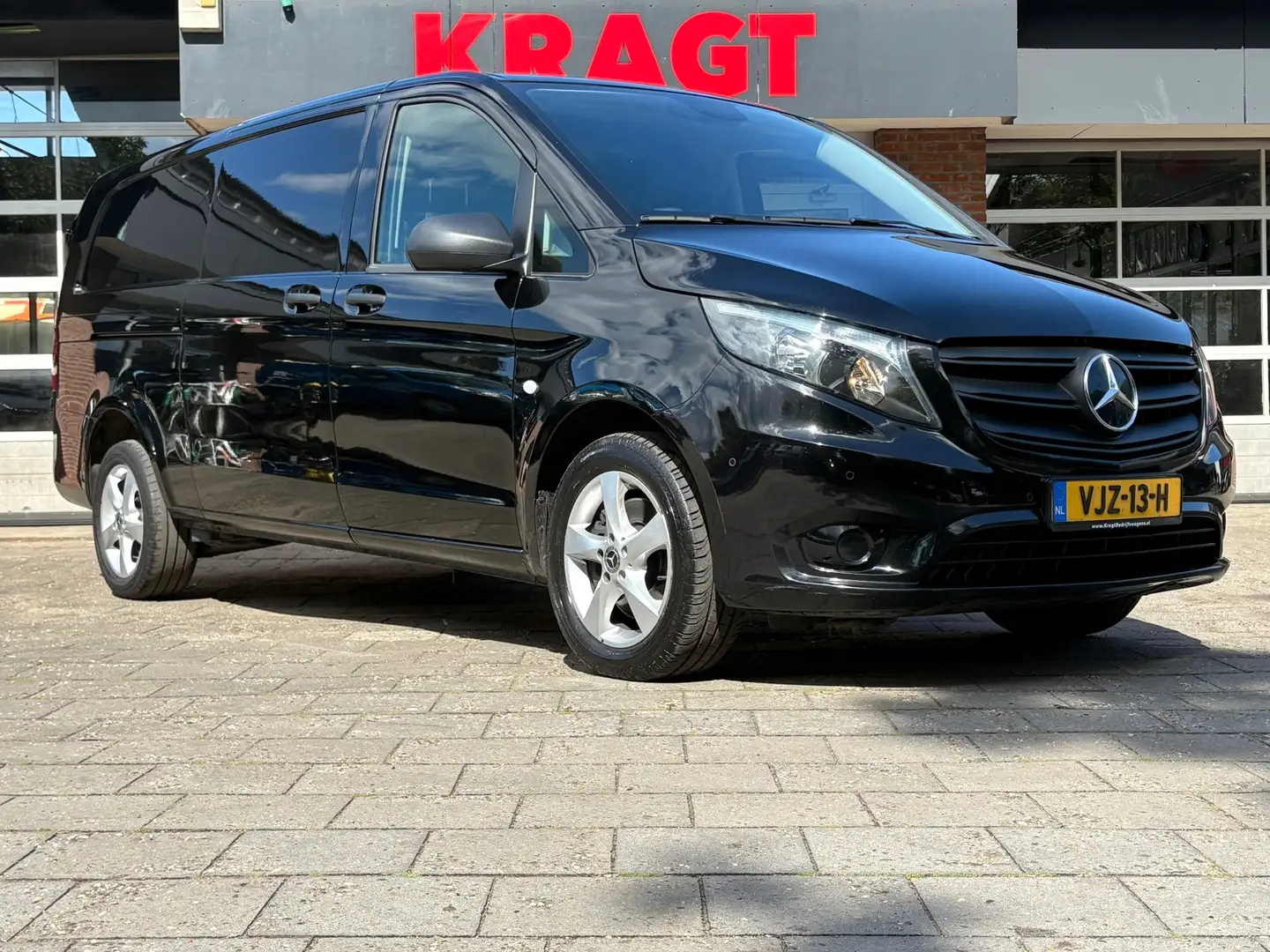 Mercedes-Benz Vito 116 CDI Extra Lang|4X4|NAP|AUTOMAAT|clima|cruise|2 Zwart - 2