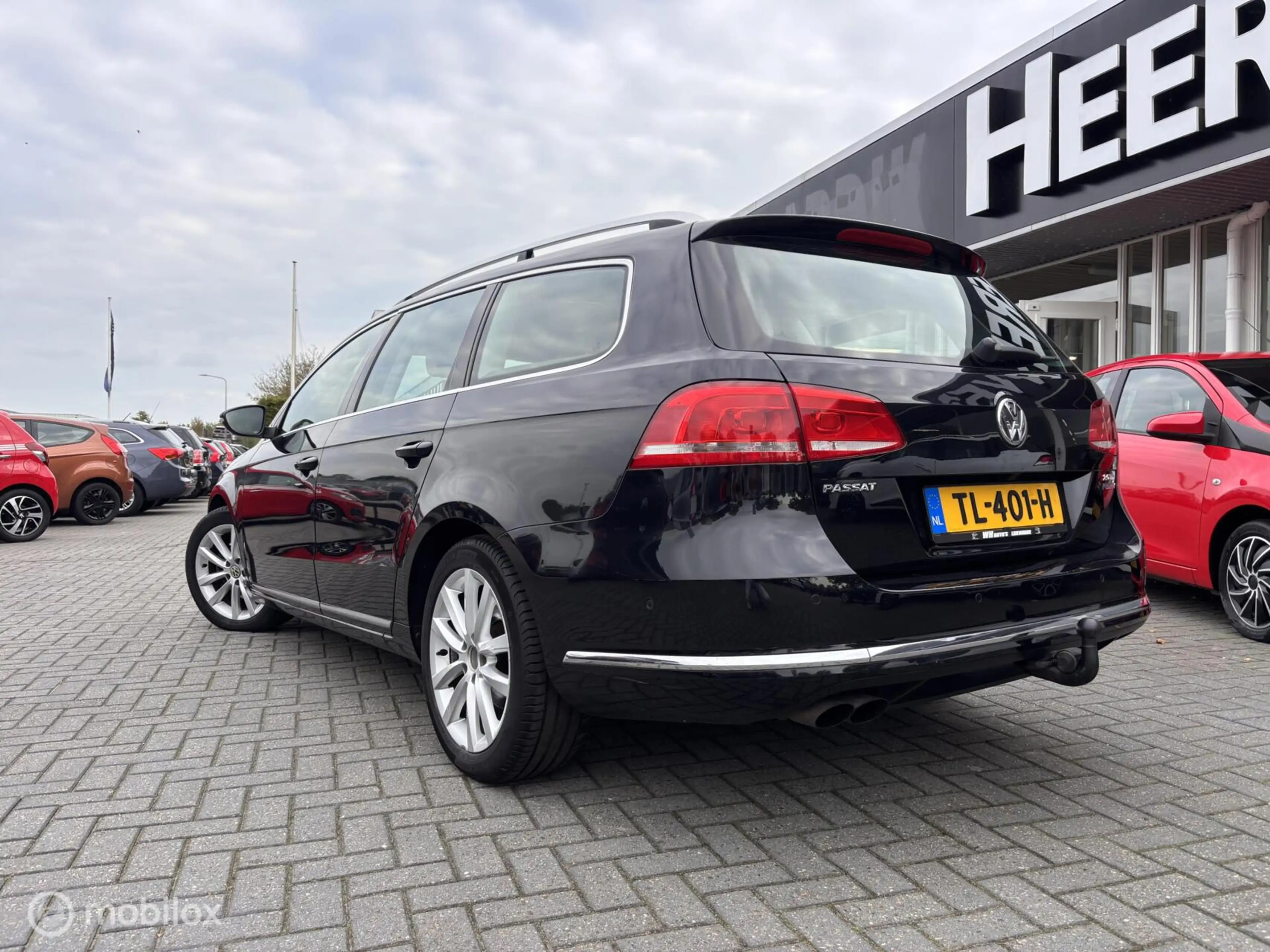 Volkswagen Passat Variant 2.0 TDI Highline BlueMotion — photo 6