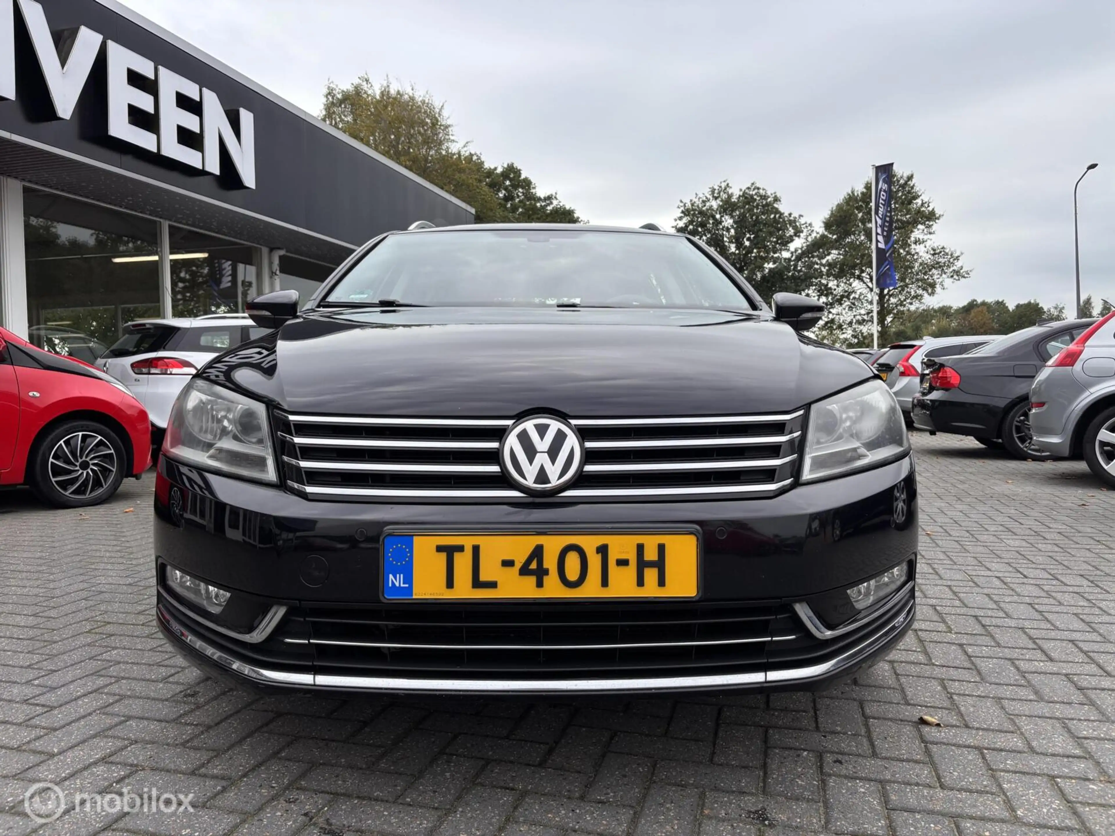 Volkswagen Passat Variant 2.0 TDI Highline BlueMotion — photo 11