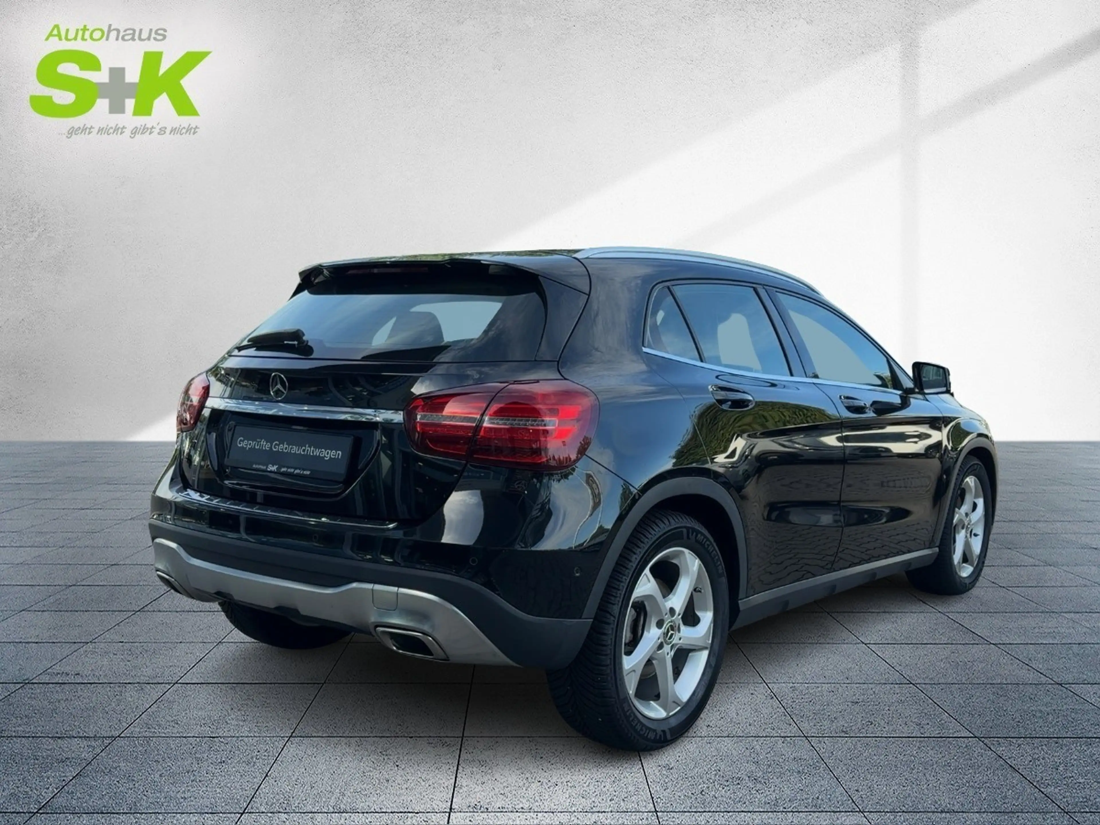 Mercedes-Benz GLA 220 4Matic *Navi*PDC Hinten*Klima*** ABS ESP SERVO — photo 4