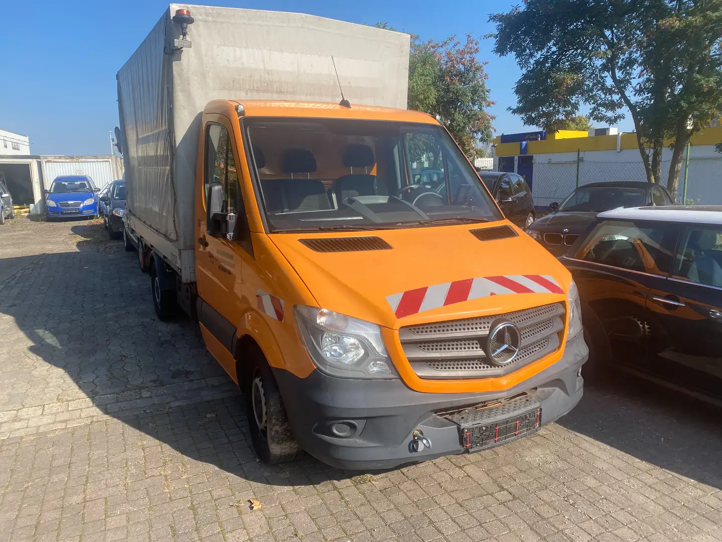 Mercedes-Benz Sprinter 310/311/313/314/316 CDI (906.131/132/133/135) Orange - 2