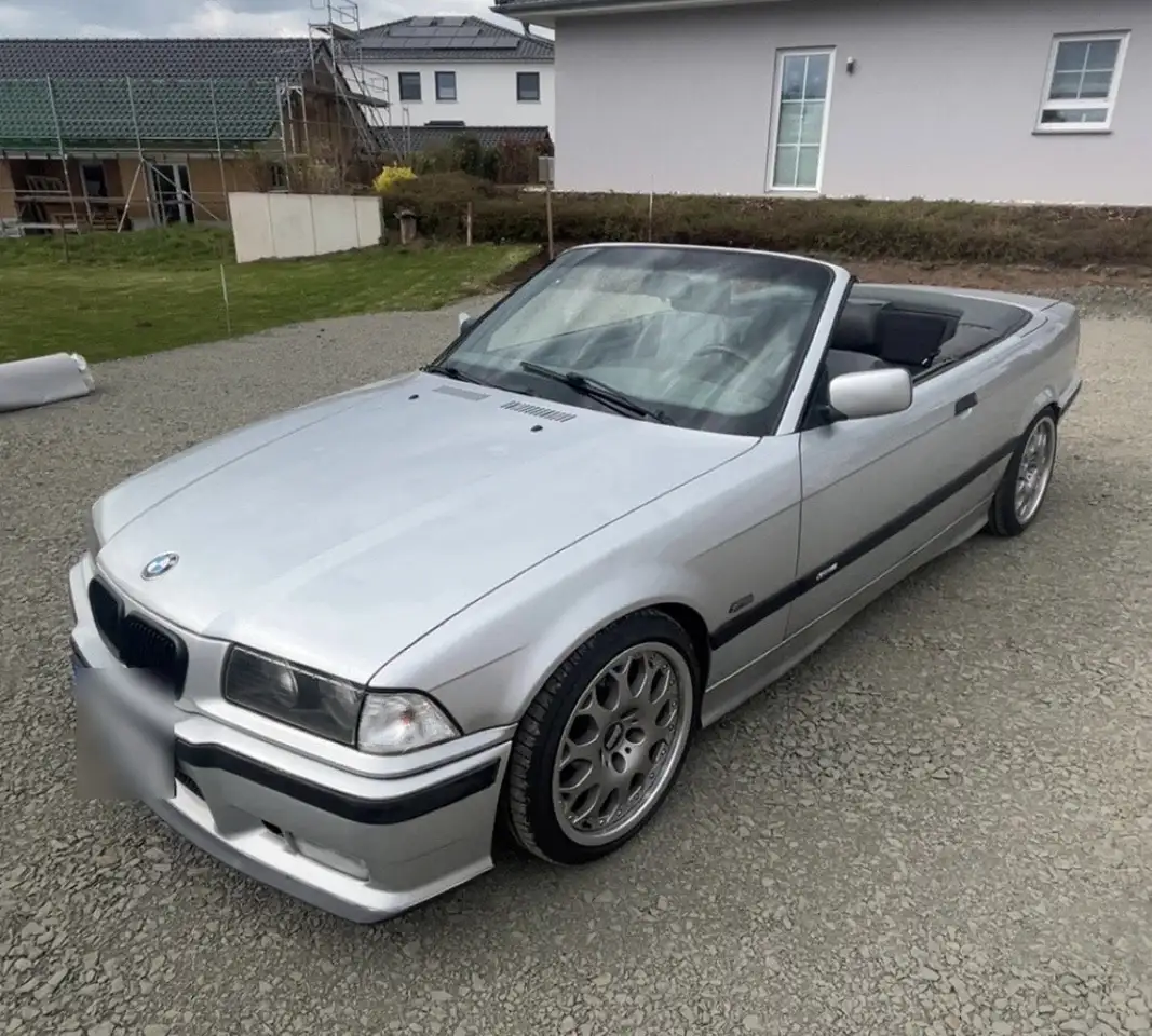 BMW 320i Sport Edition, foto 1